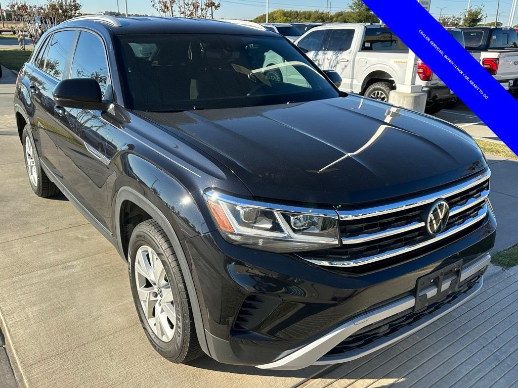 2020 Volkswagen Atlas Cross Sport photo 3