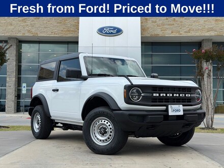 2026 Ford Bronco Base SUV