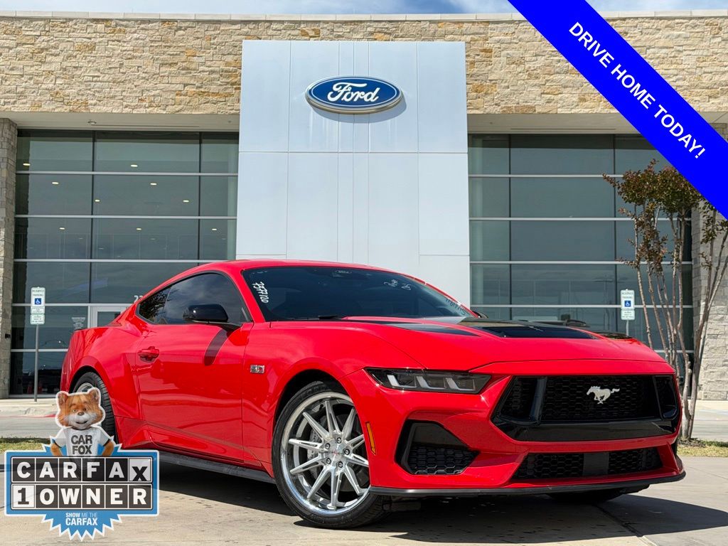 2024 Ford Mustang GT Fastback's photo