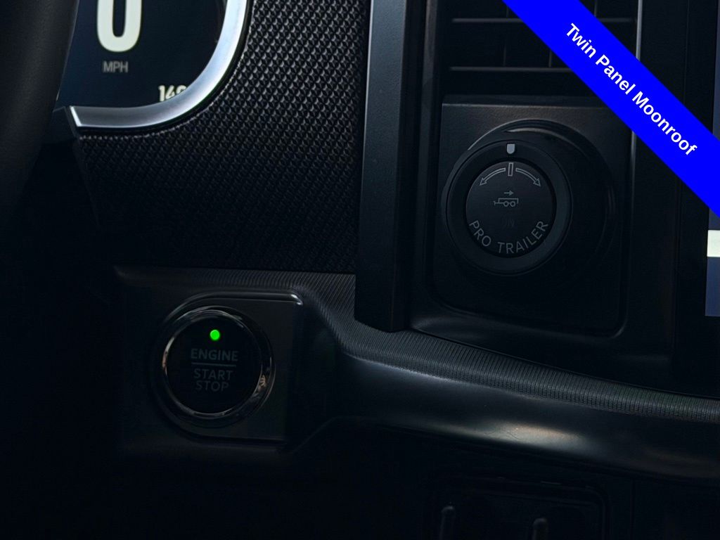 2022 Ford F-150 Raptor - Photo 18