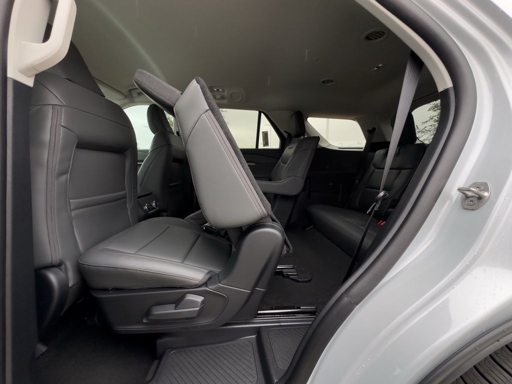 2026 Ford Explorer Active - Photo 27