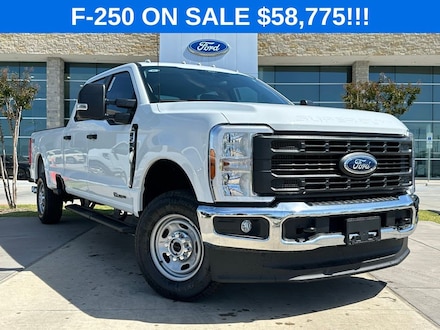 2025 Ford F-250 XL Truck Crew Cab