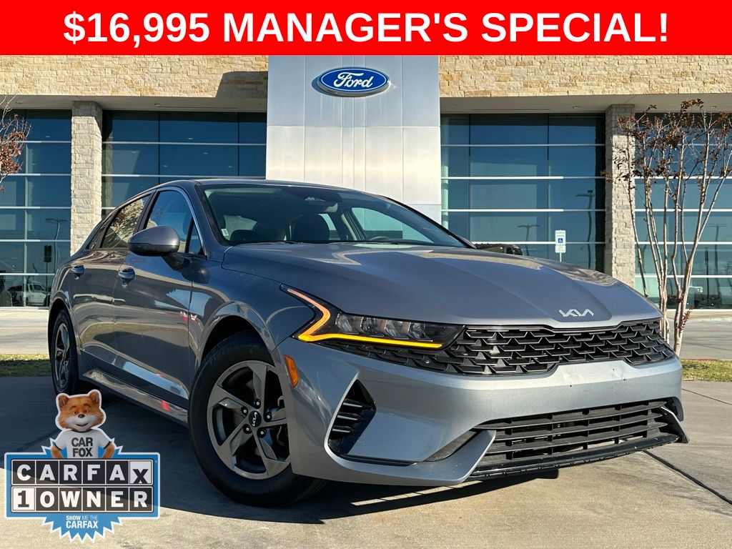 2022 Kia K5 LXS's photo