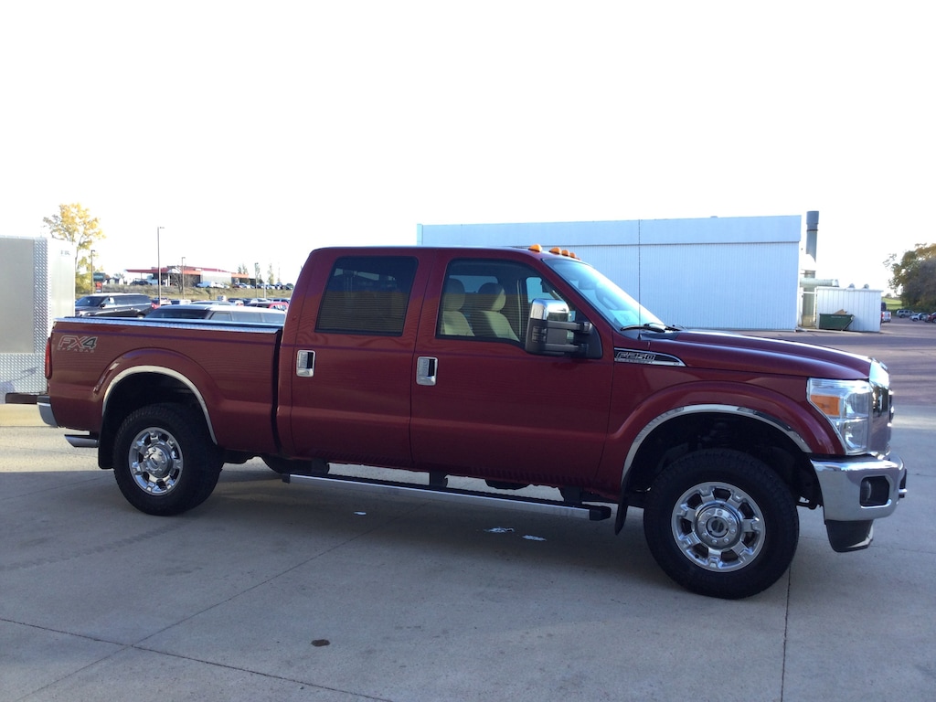 Used 2016 Ford F-250 XLT Truck Crew Cab