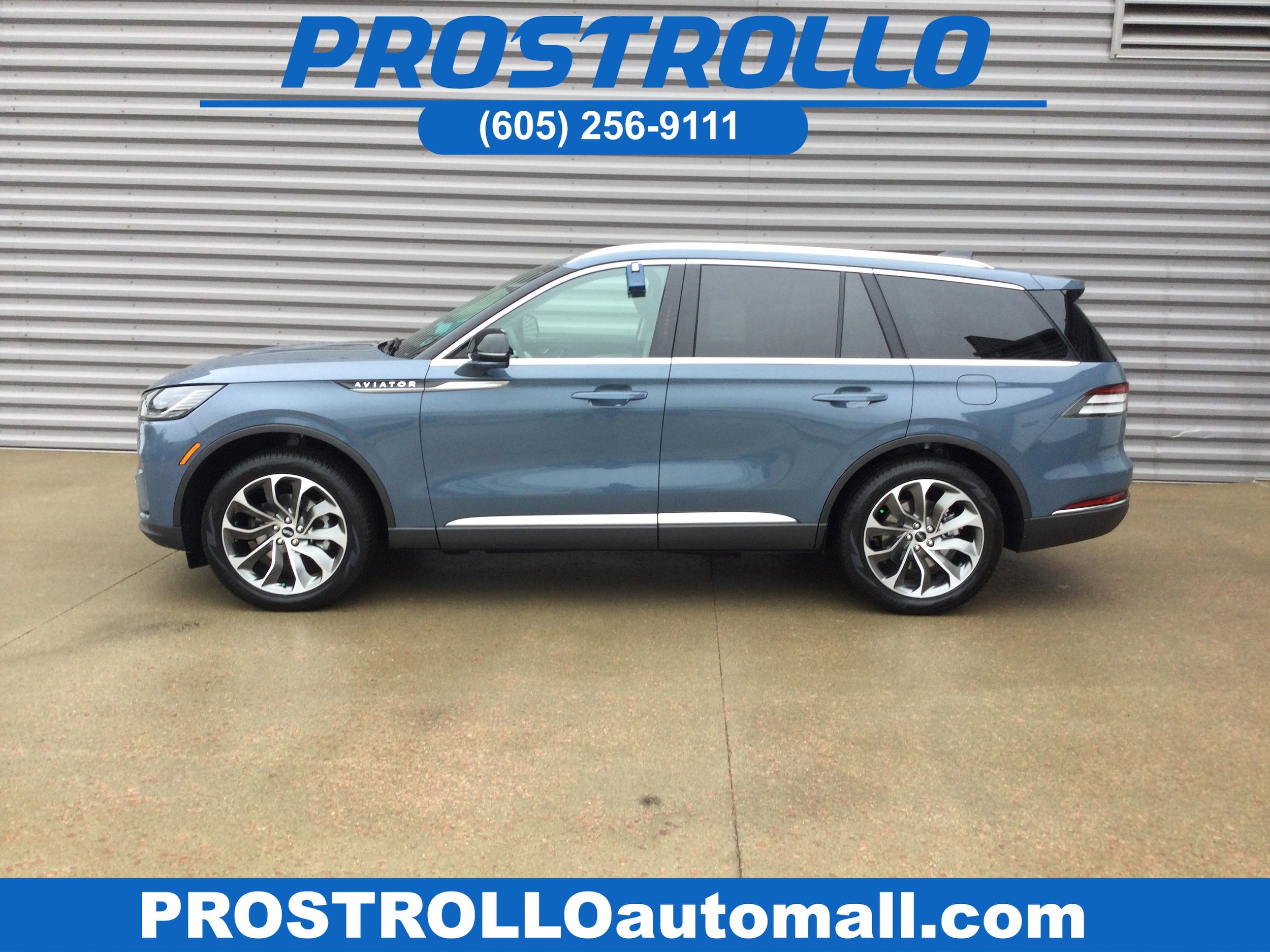 2026 Lincoln Aviator Reserve AWD's photo