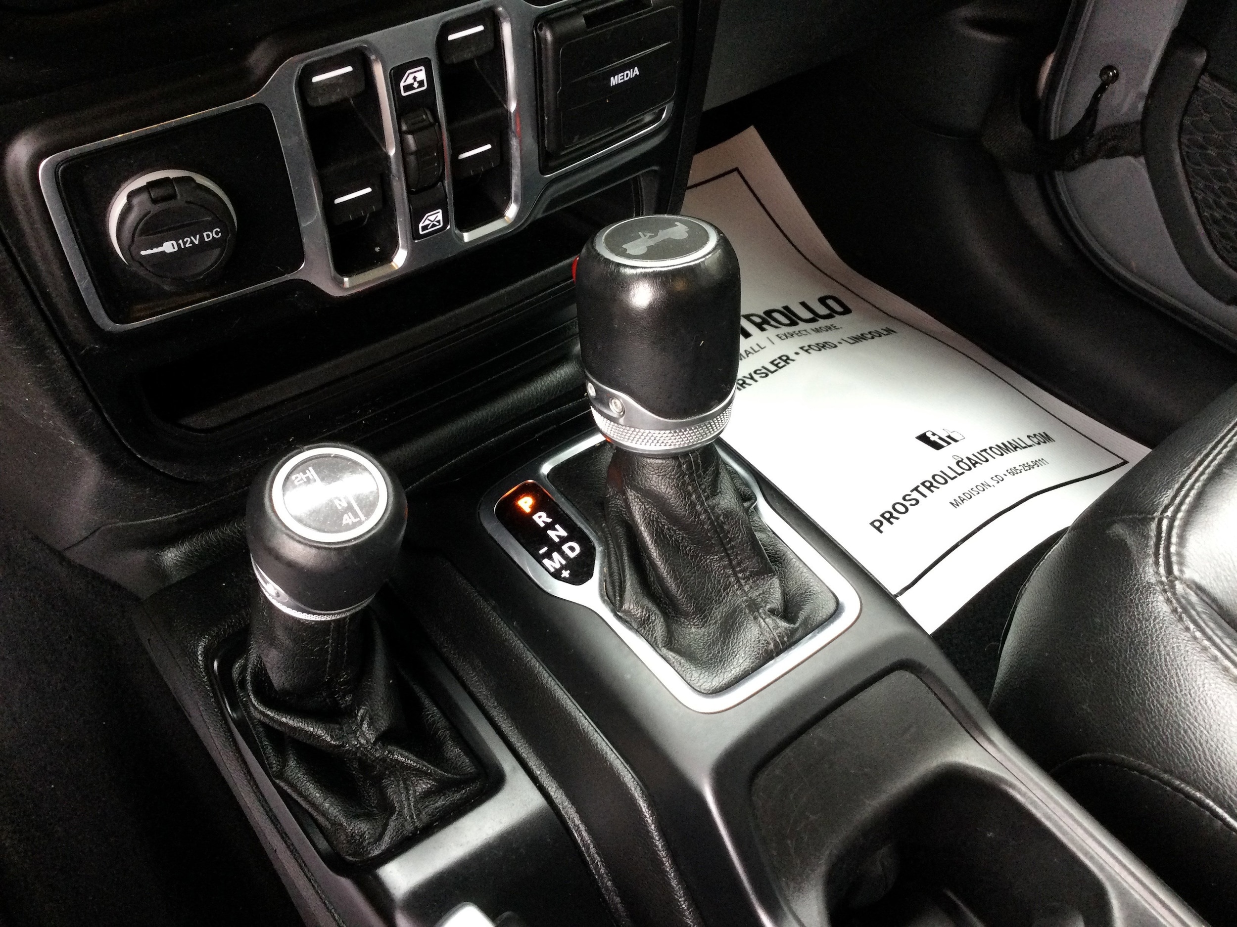 2020 Jeep Wrangler Unlimited Sahara Altitude - Photo 14