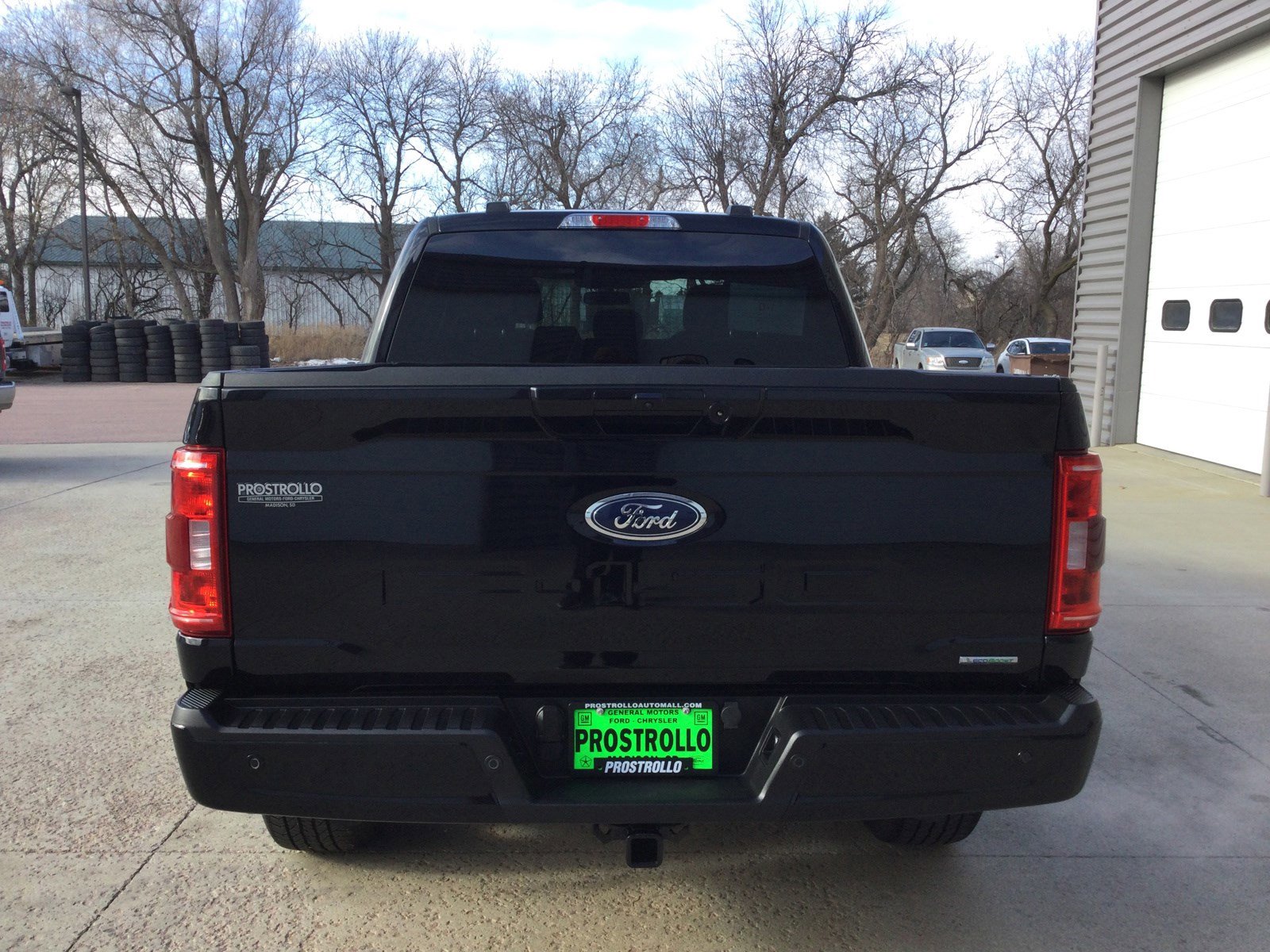2023 Ford F-150 XLT photo 4