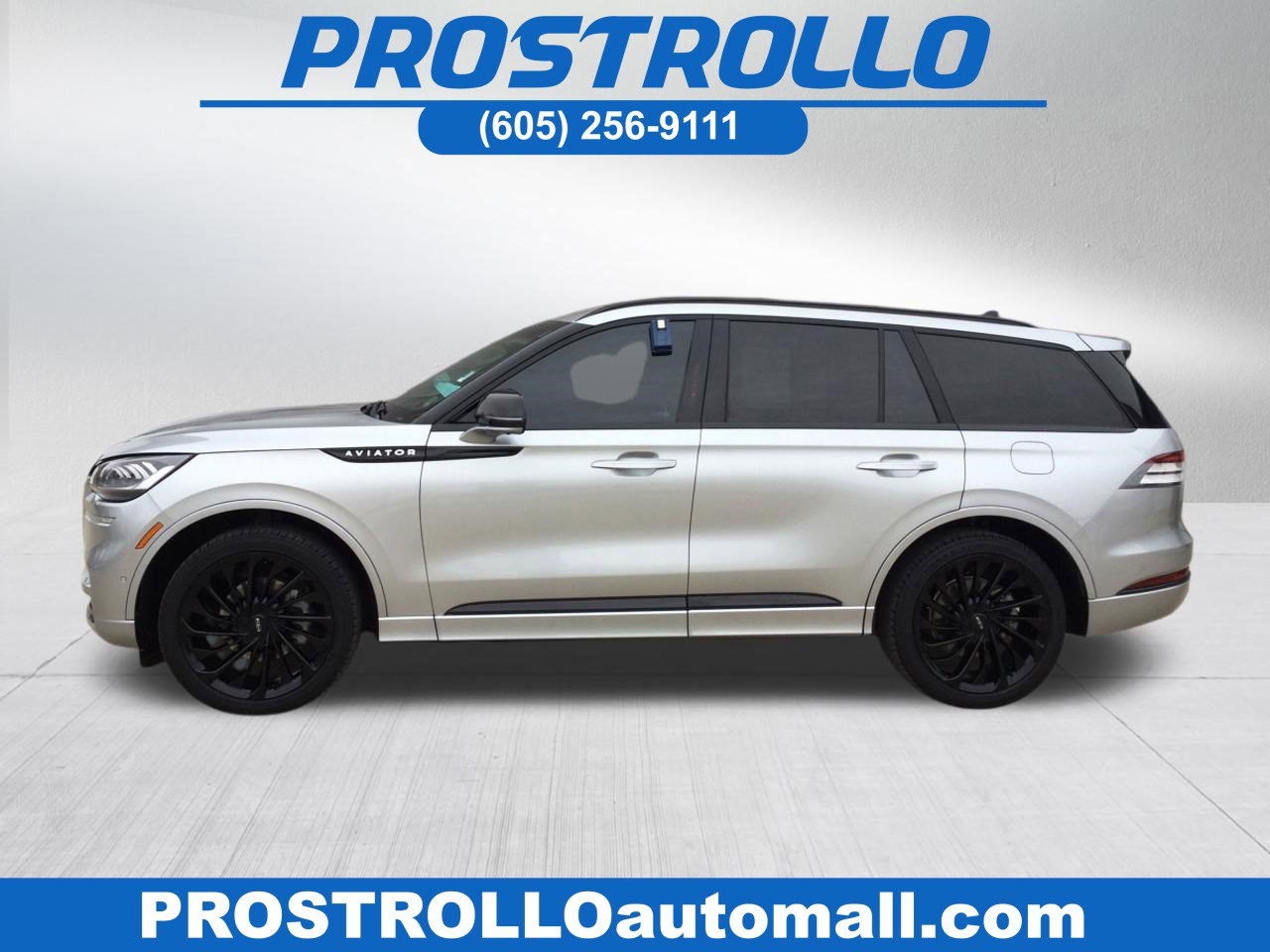 2023 Lincoln Aviator Reserve AWD's photo