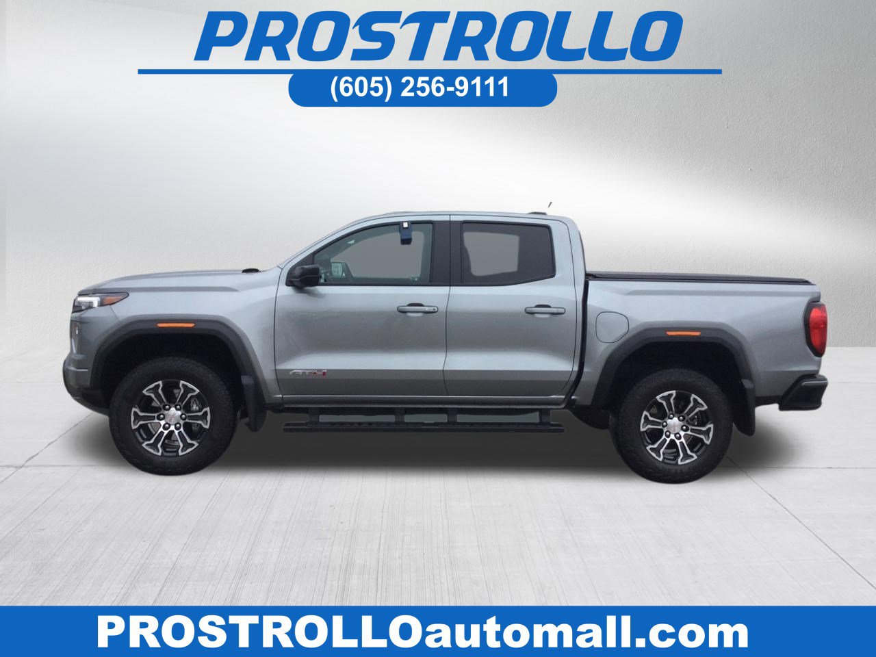 2024 GMC Canyon 4WD AT4 Crew Cab Short Box's photo