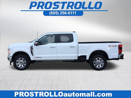 2026 Ford F-350 LARIAT TRUCK