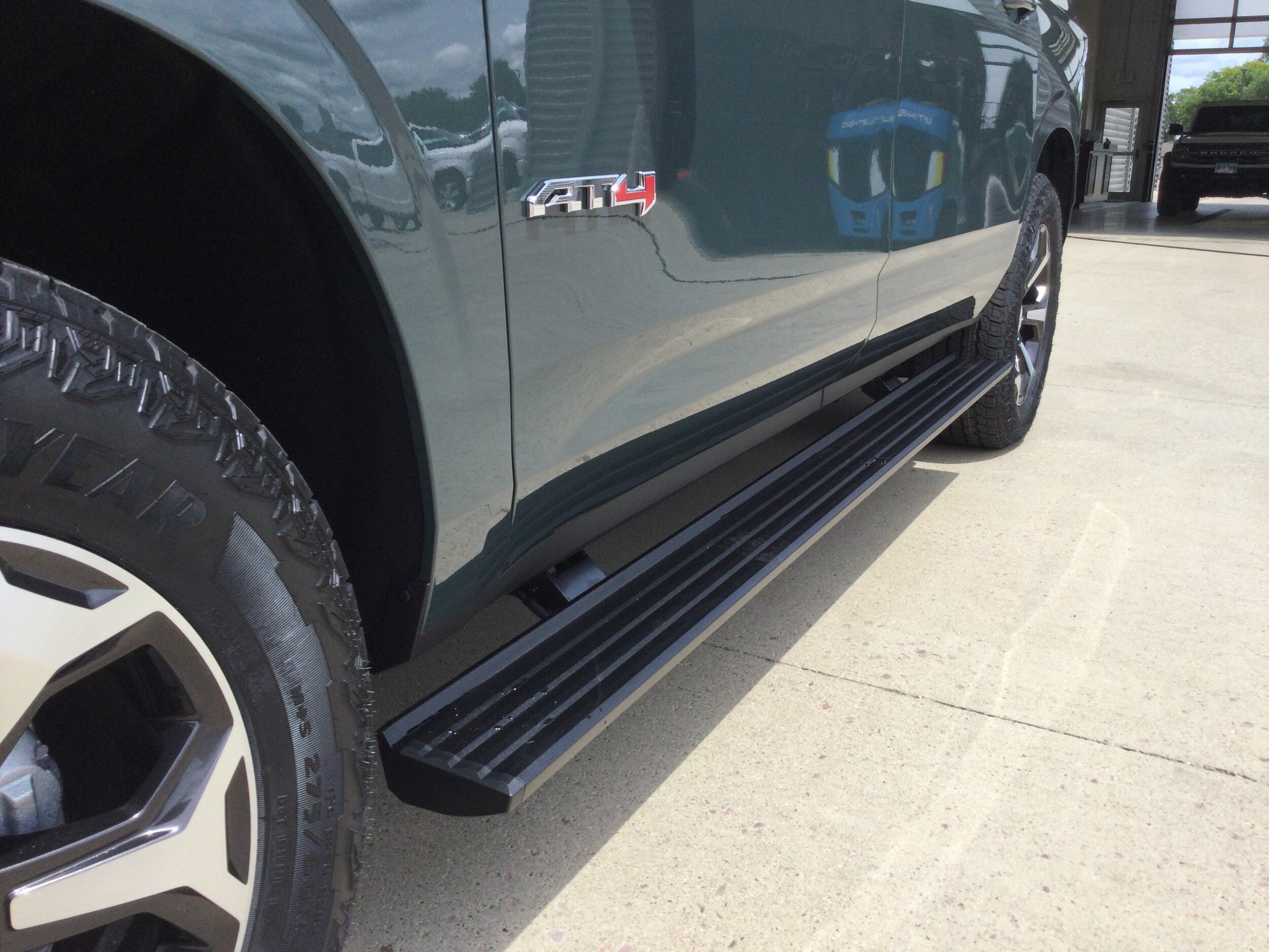 2026 GMC Yukon XL AT4 Ultimate - Photo 6
