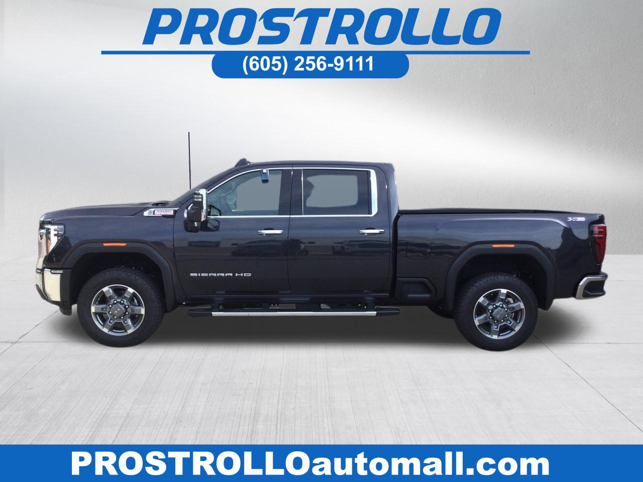 2026 GMC Sierra 4WD Crew Cab Standard Box SLT's photo