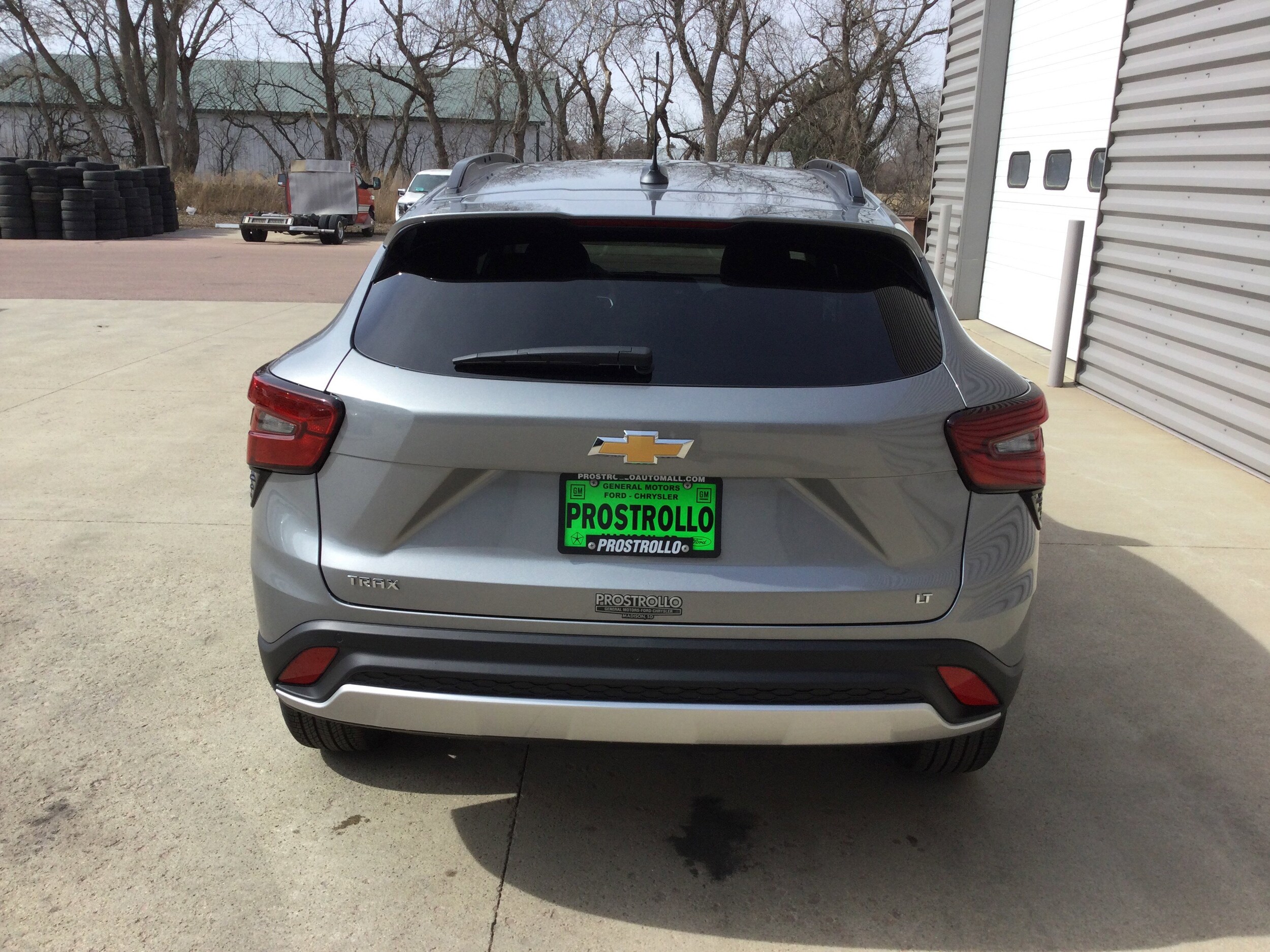 2025 Chevrolet Trax LT photo 4