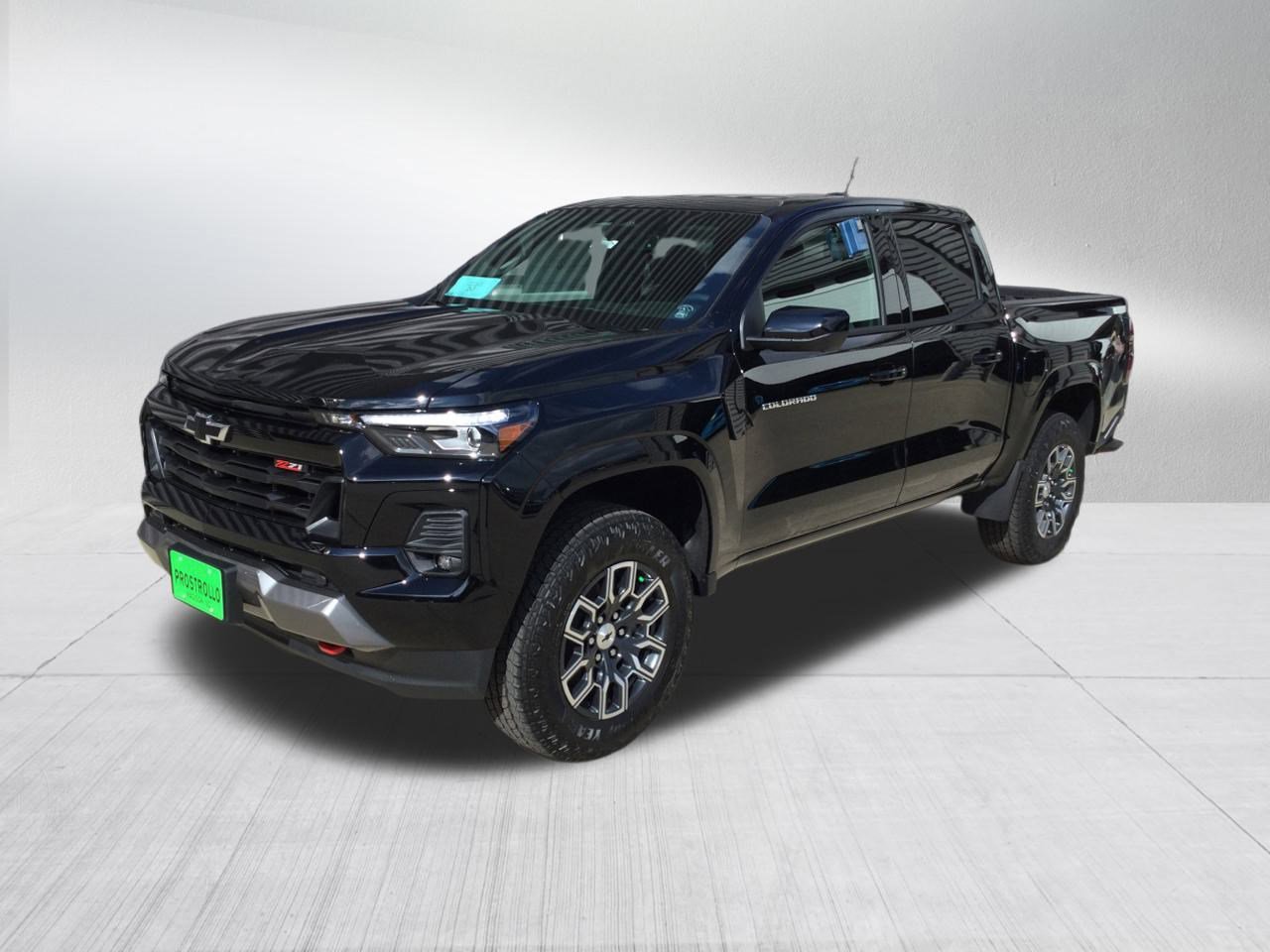 2026 Chevrolet Colorado Z71 photo 2