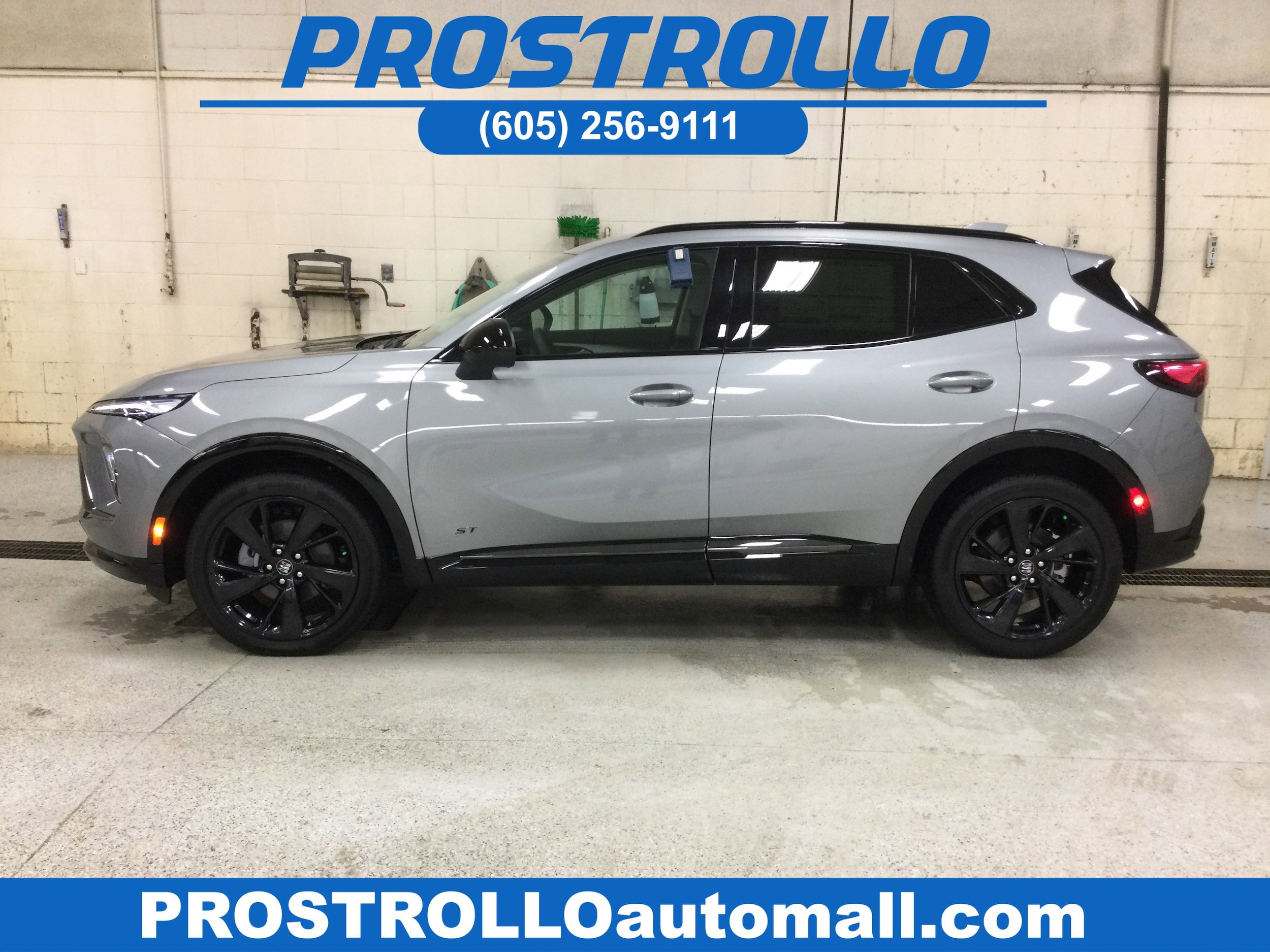 2026 Buick Envision Sport Touring's photo