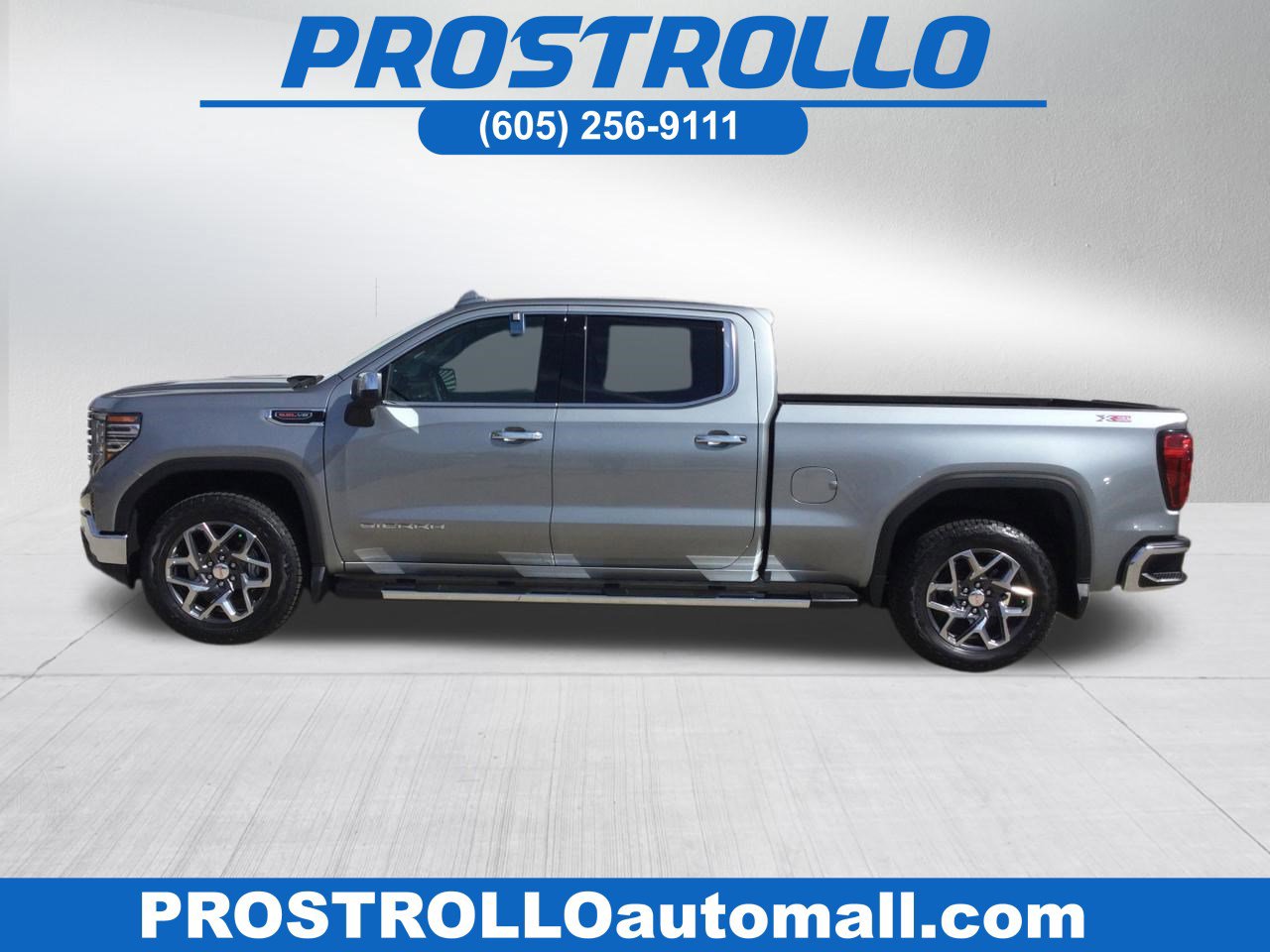 2026 GMC Sierra 4WD Crew Cab Short Box SLT's photo