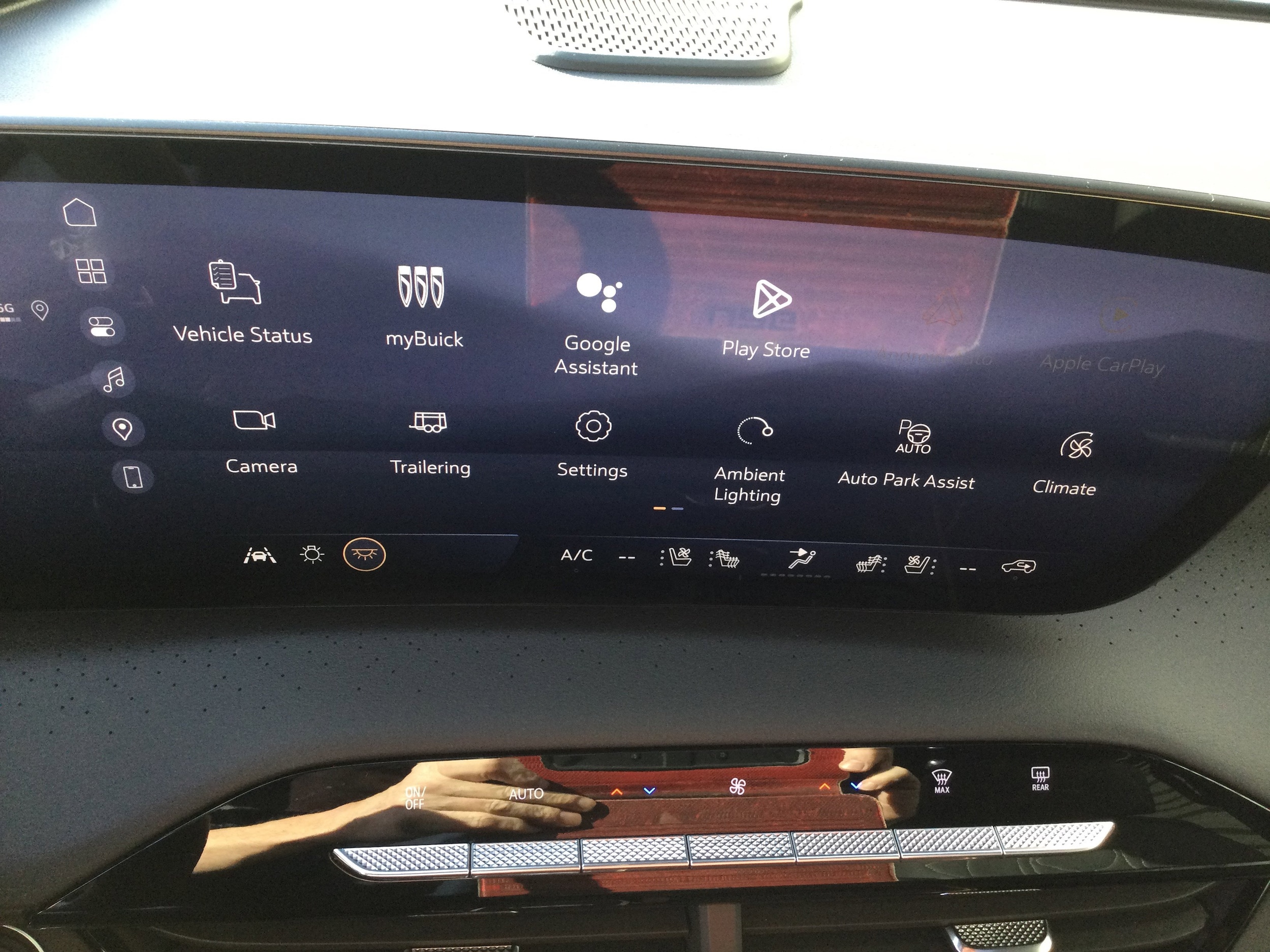2026 Buick Enclave Avenir - Photo 11