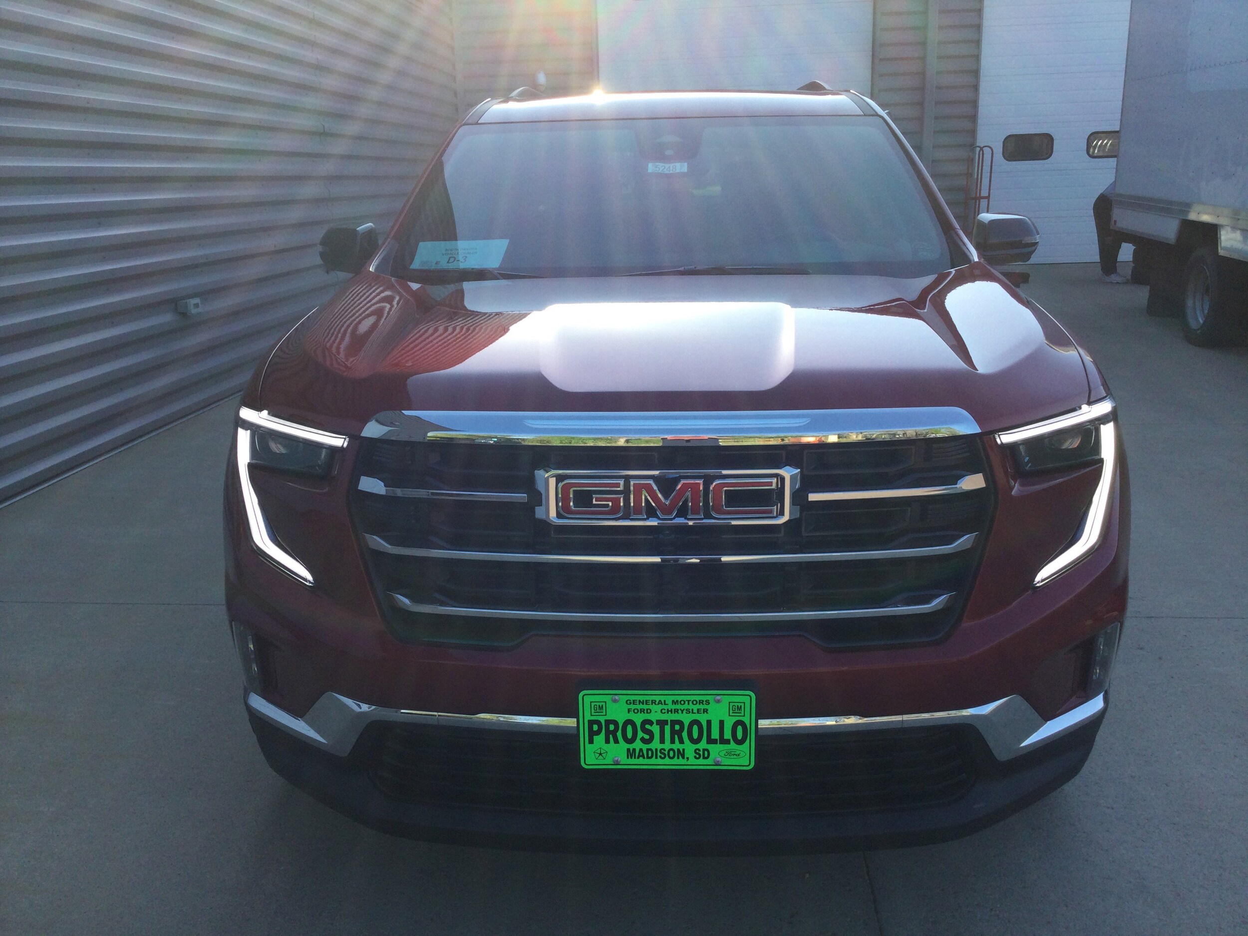 2025 Gmc Acadia Elevation photo 3