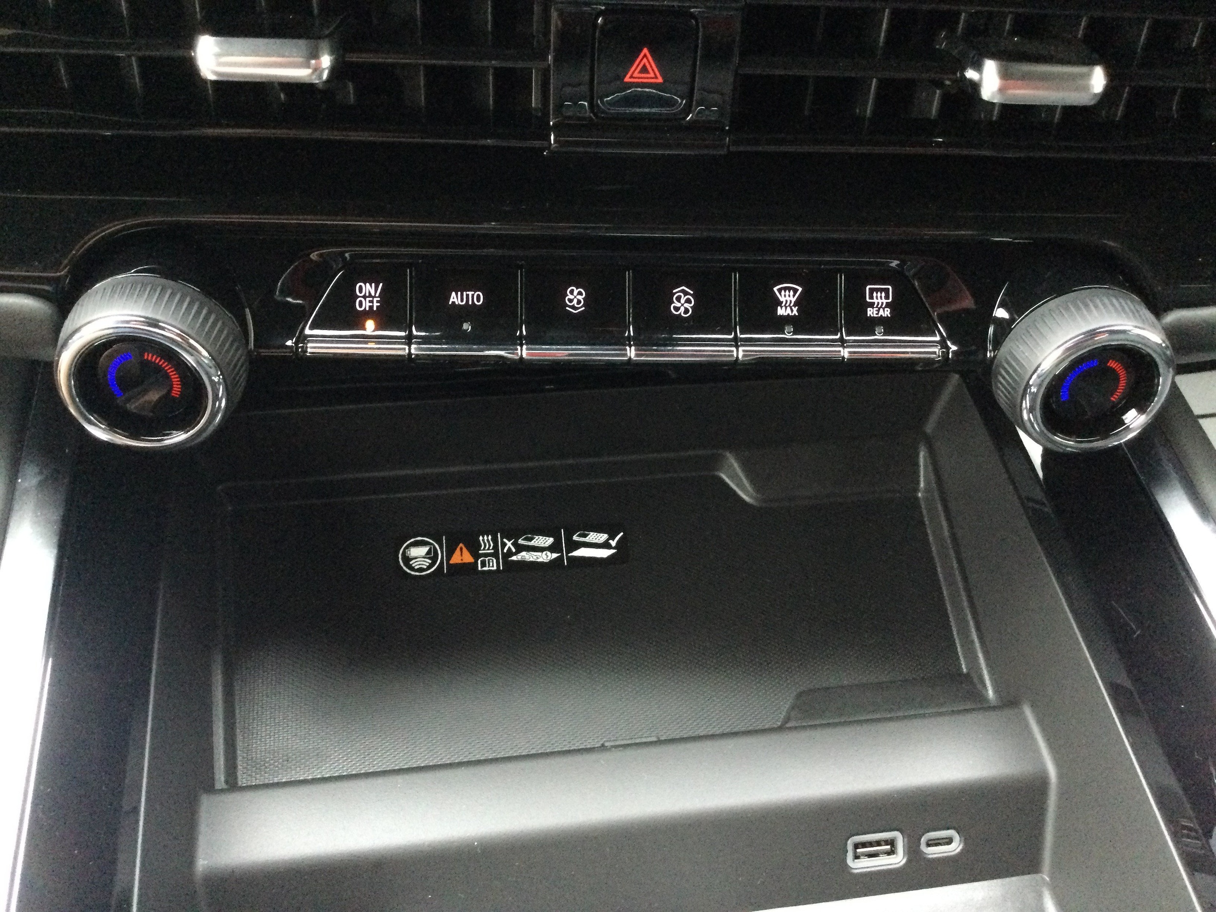 2026 Chevrolet Tahoe Z71 - Photo 12