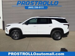 2026 Chevrolet Traverse LT SUV