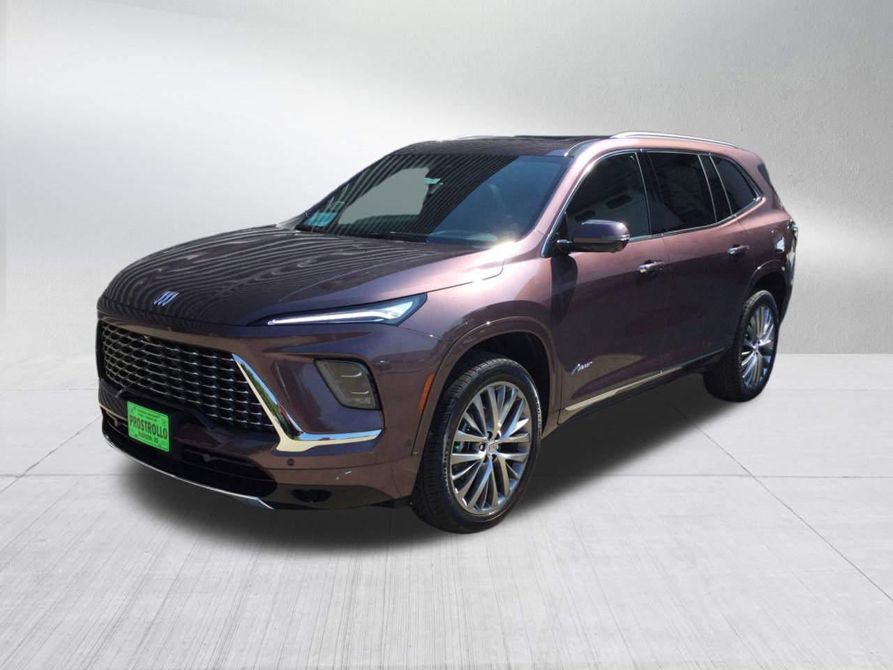2025 Buick Enclave Avenir photo 2