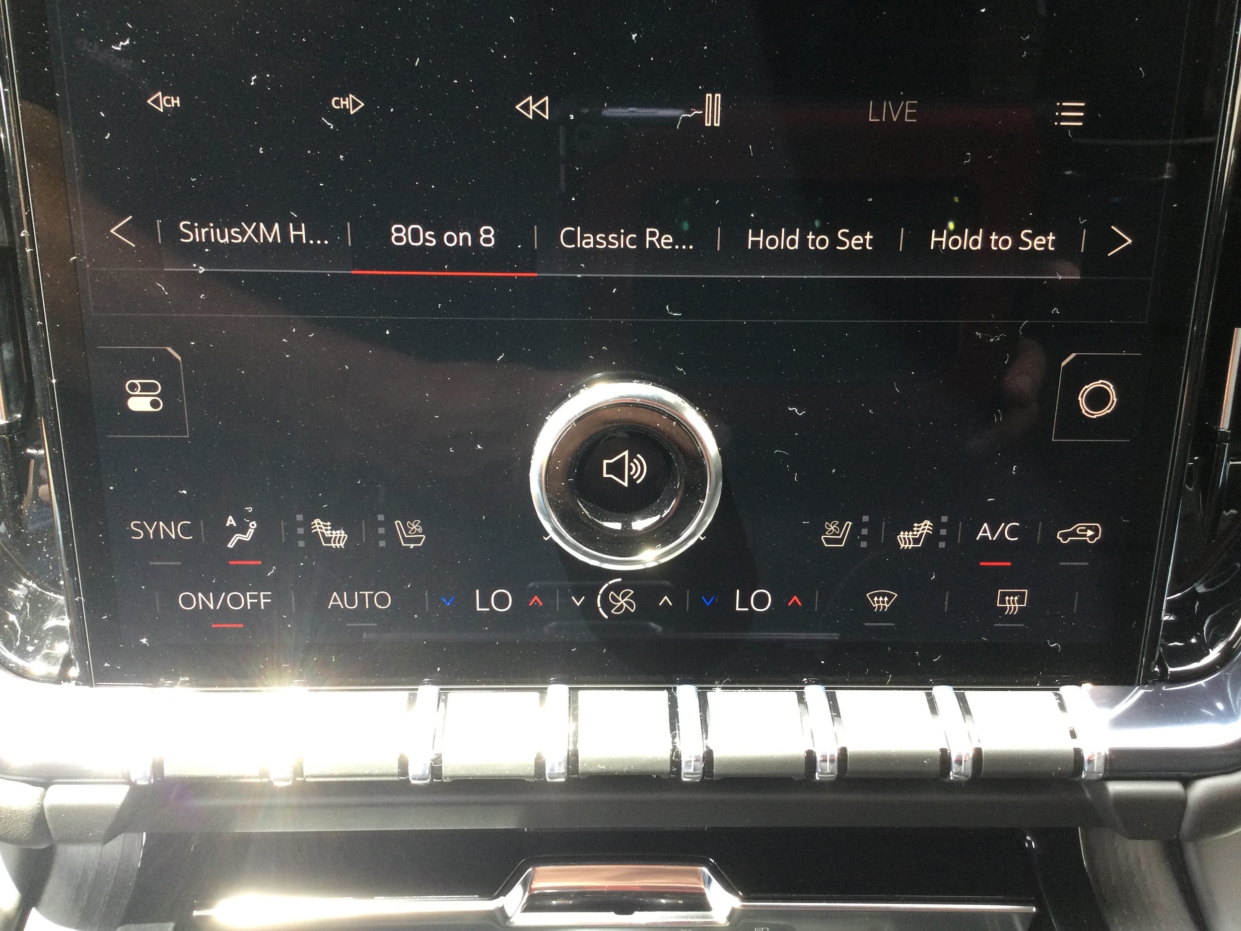 2026 GMC Yukon XL AT4 Ultimate - Photo 14