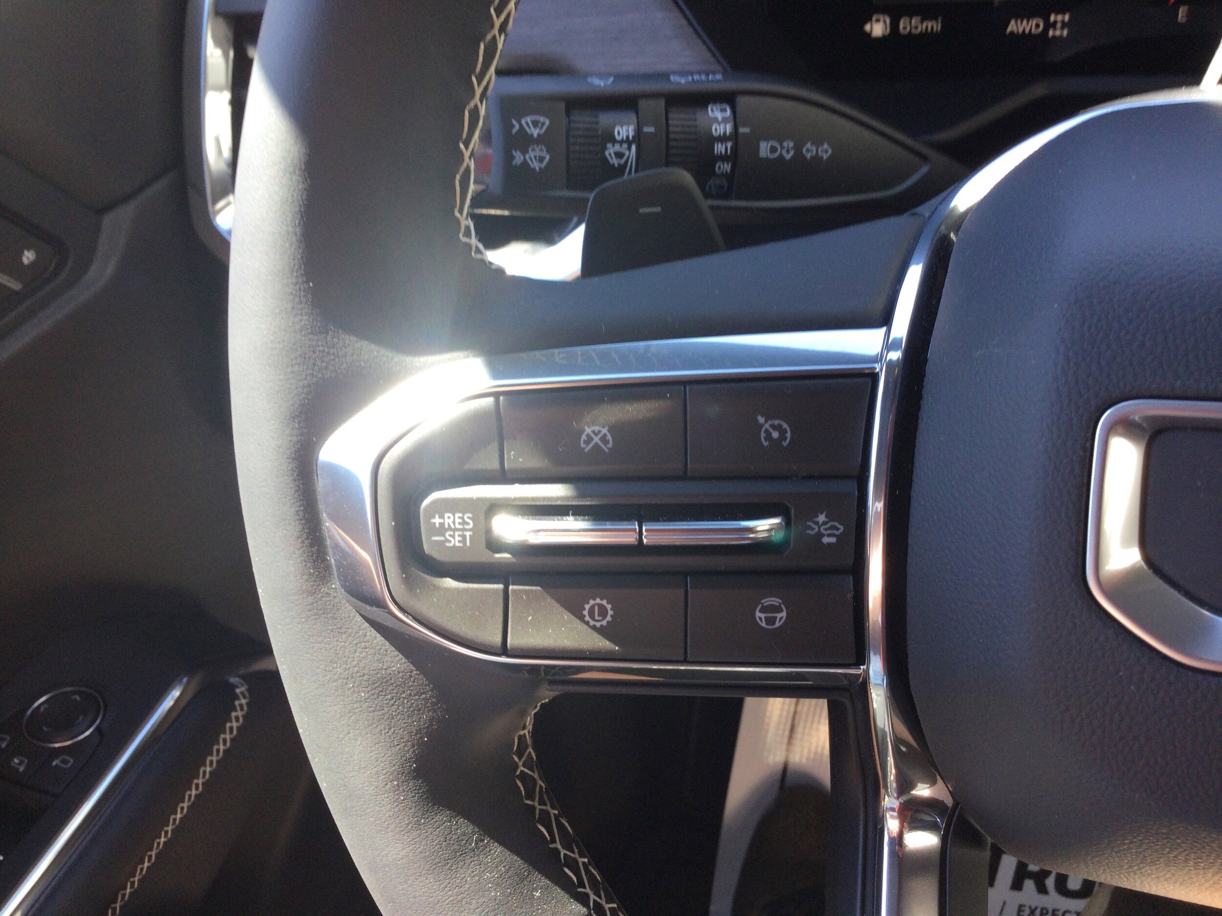 2026 GMC Acadia Denali - Photo 13