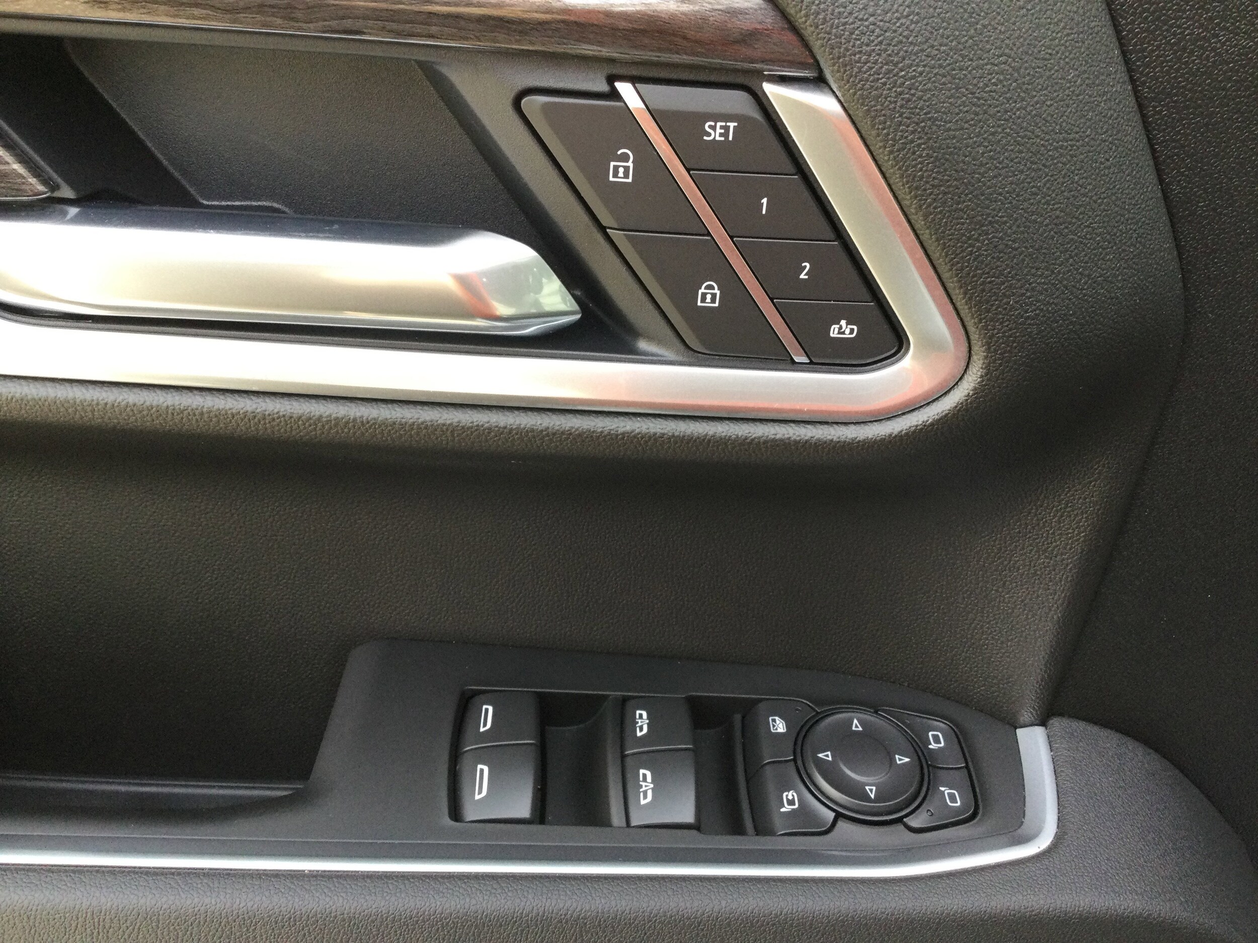 2026 Chevrolet Silverado 1500 LTZ - Photo 11