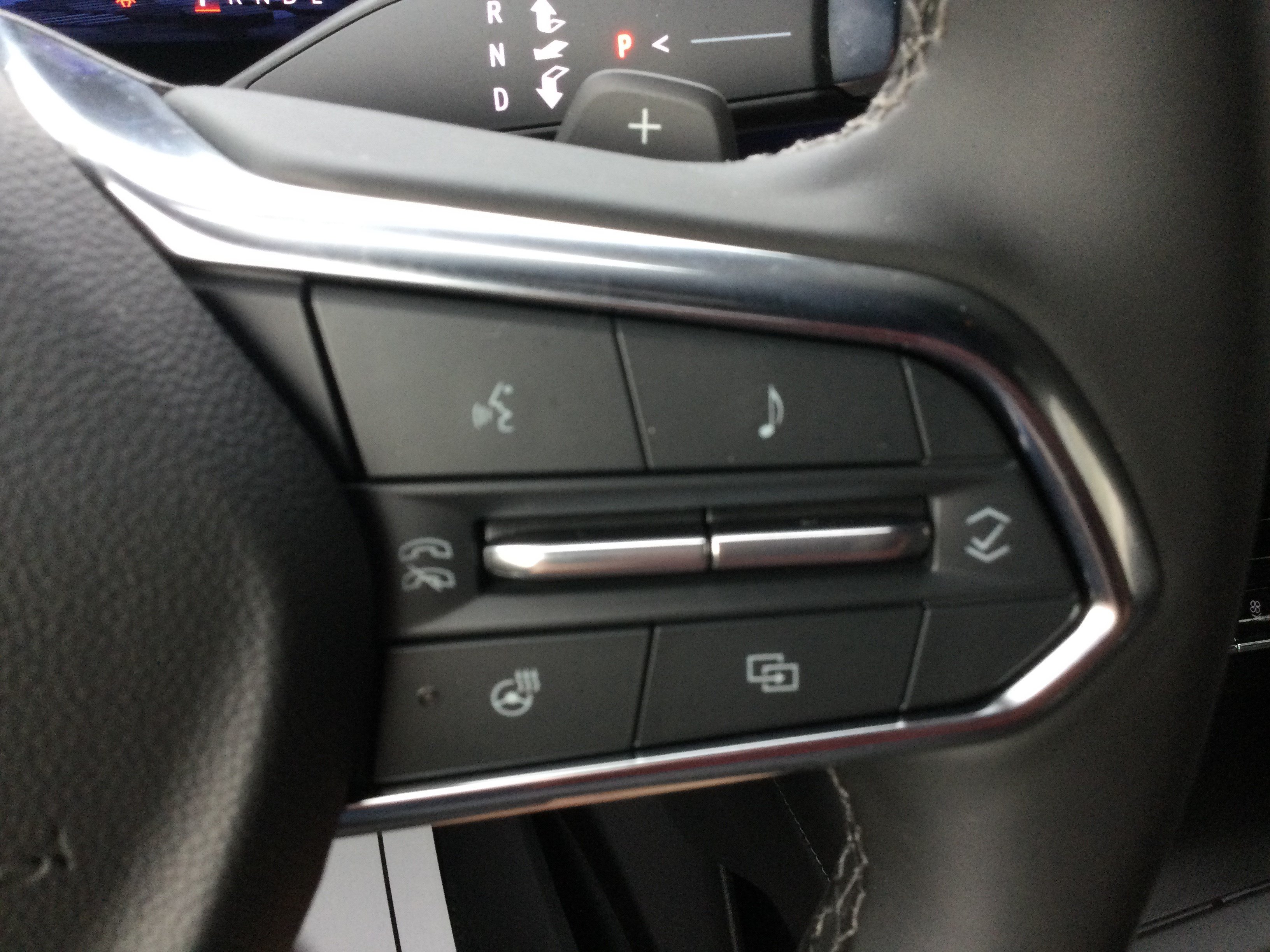 2026 Chevrolet Tahoe Z71 - Photo 15