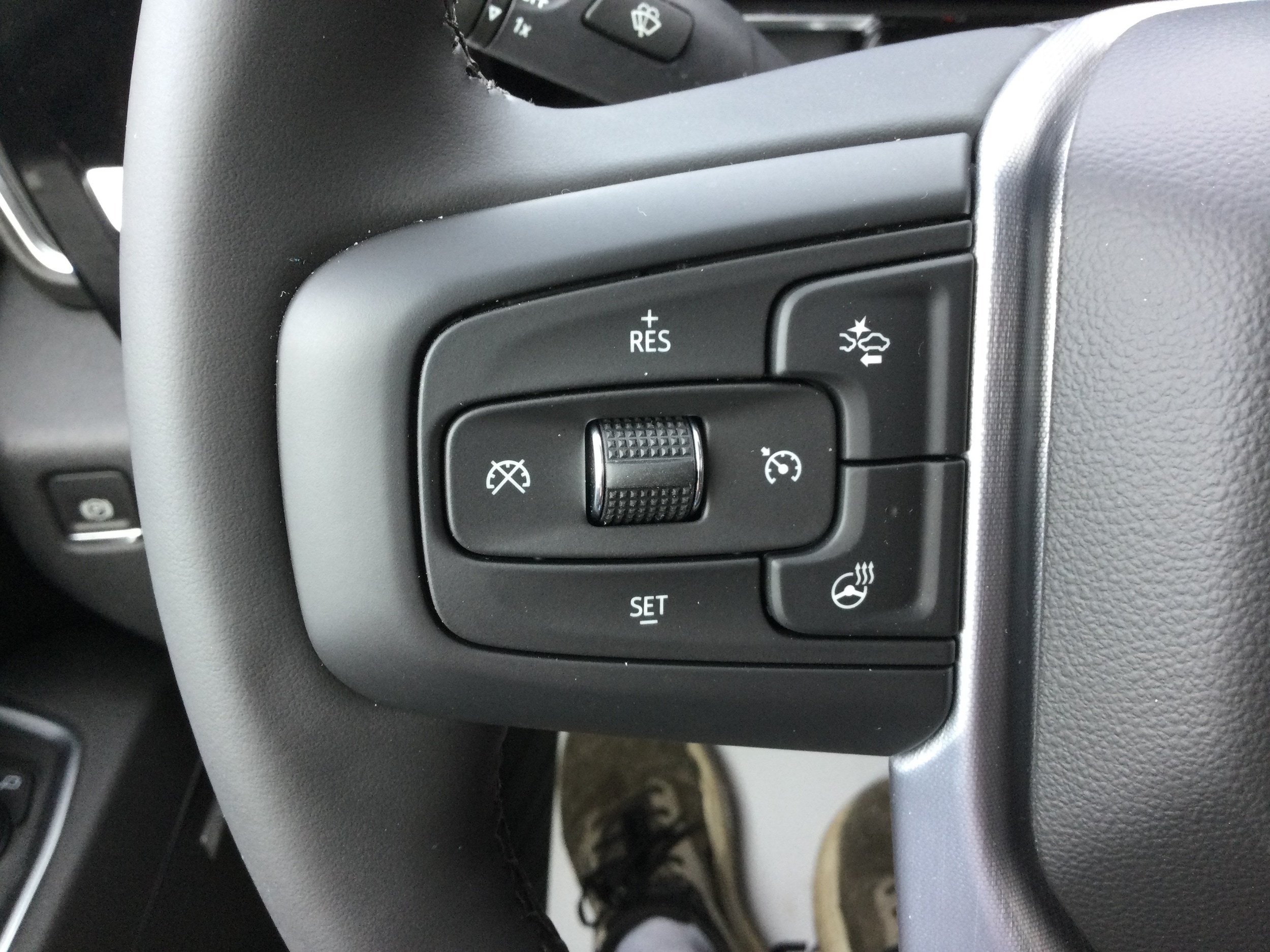 2026 GMC Sierra 3500HD SLT - Photo 15
