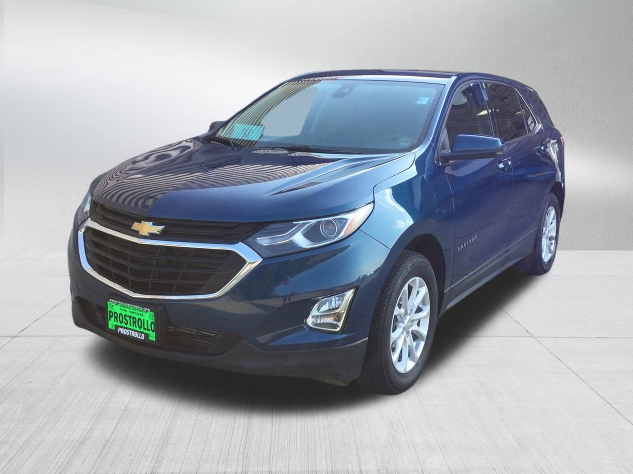 Used 2020 Chevrolet Equinox LT with VIN 3GNAXUEV0LL250414 for sale in Madison, SD