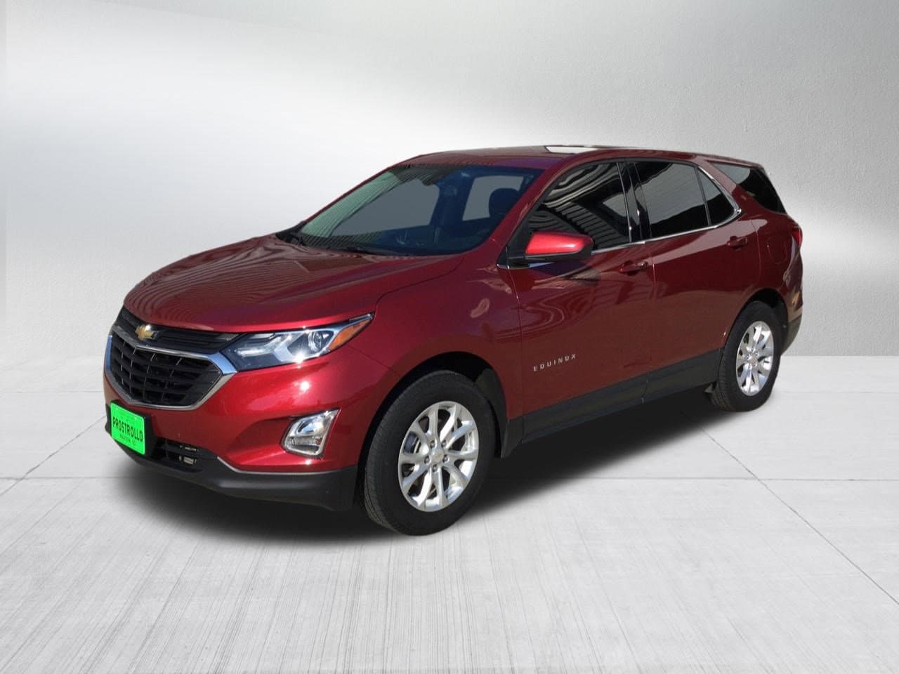 Used 2020 Chevrolet Equinox LT with VIN 2GNAXUEV1L6131081 for sale in Madison, SD