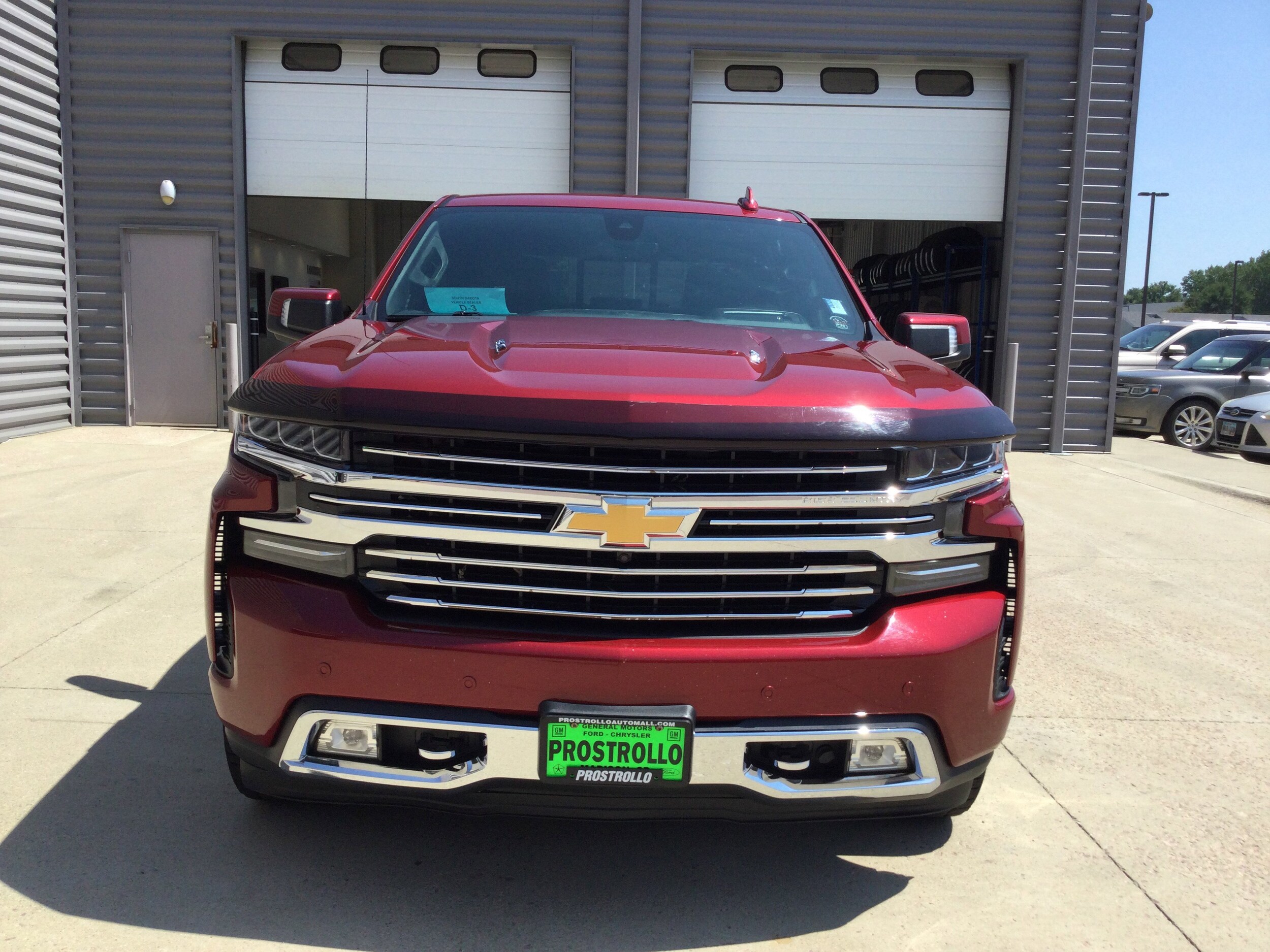 2019 Chevrolet Silverado 1500 High Country photo 3