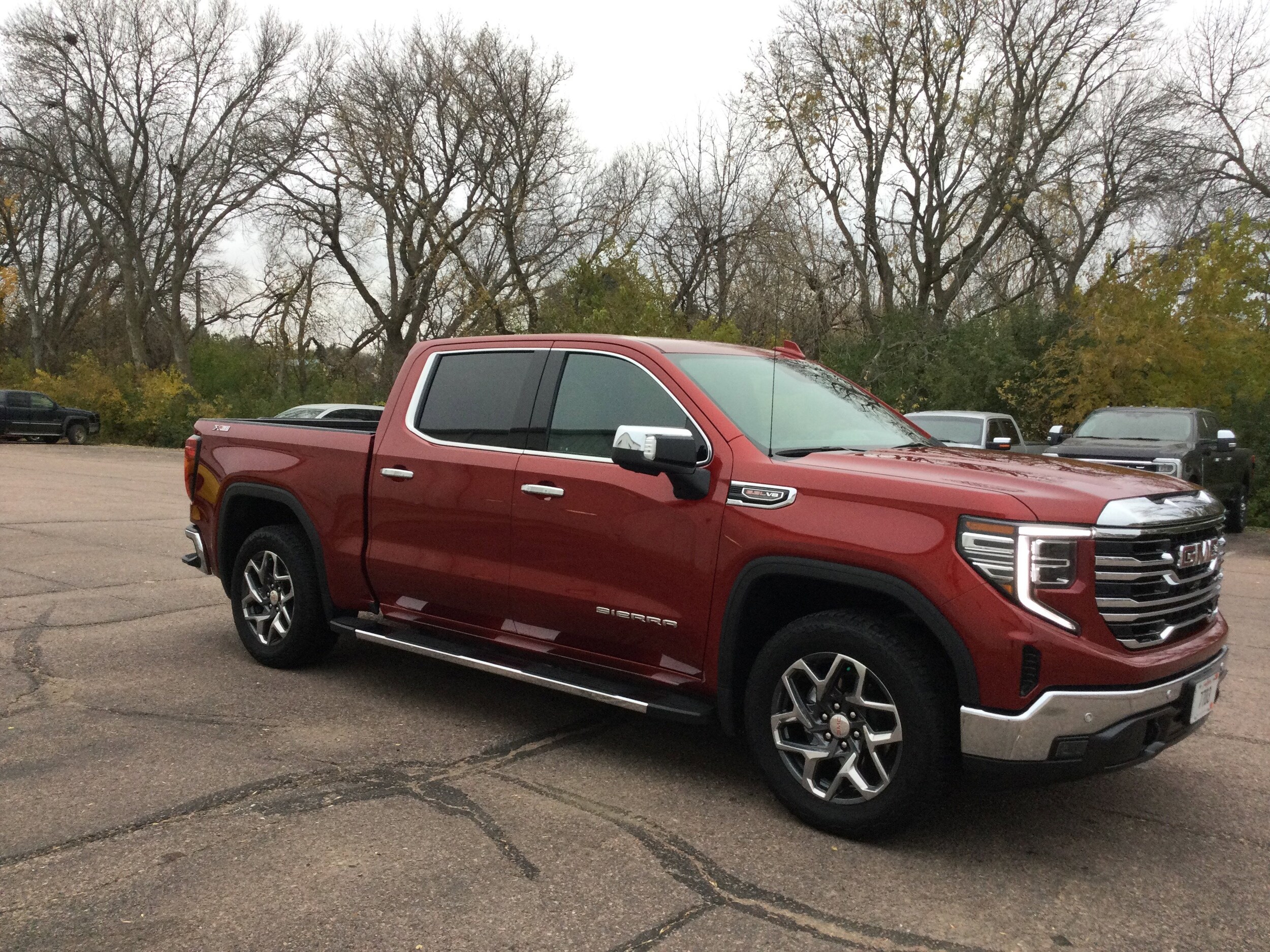 2022 Gmc Sierra 1500 SLT photo 4
