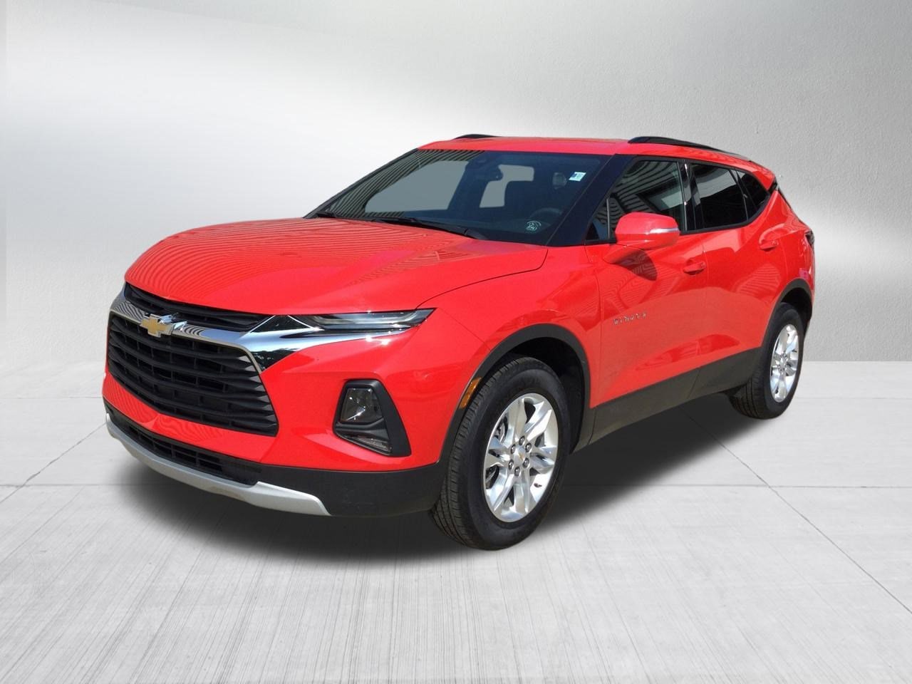 Used 2022 Chevrolet Blazer 2LT with VIN 3GNKBHR44NS219123 for sale in Madison, SD