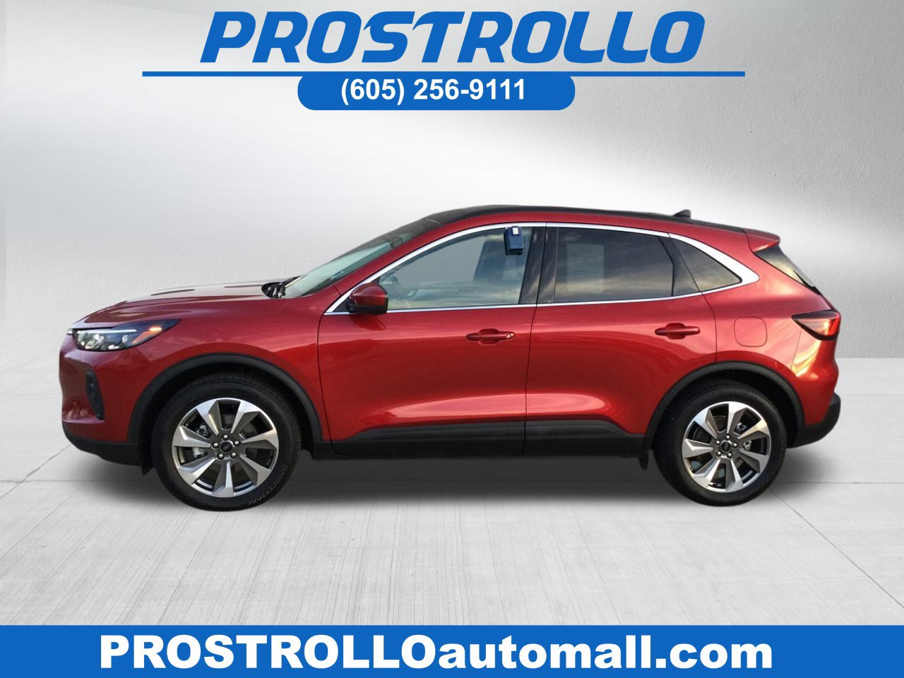 2025 Ford Escape Platinum's photo