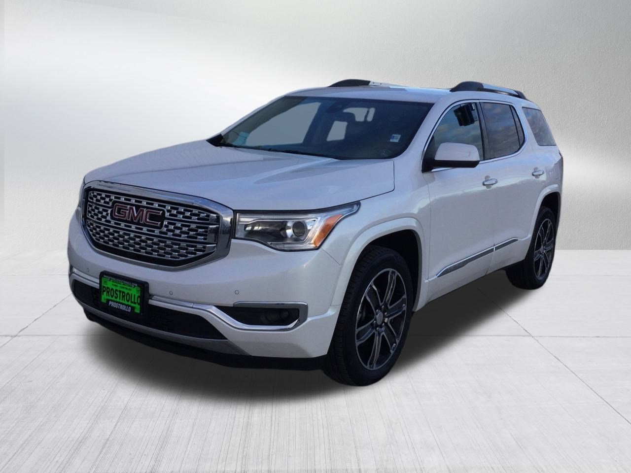 Used 2017 GMC Acadia Denali with VIN 1GKKNXLS6HZ201851 for sale in Madison, SD