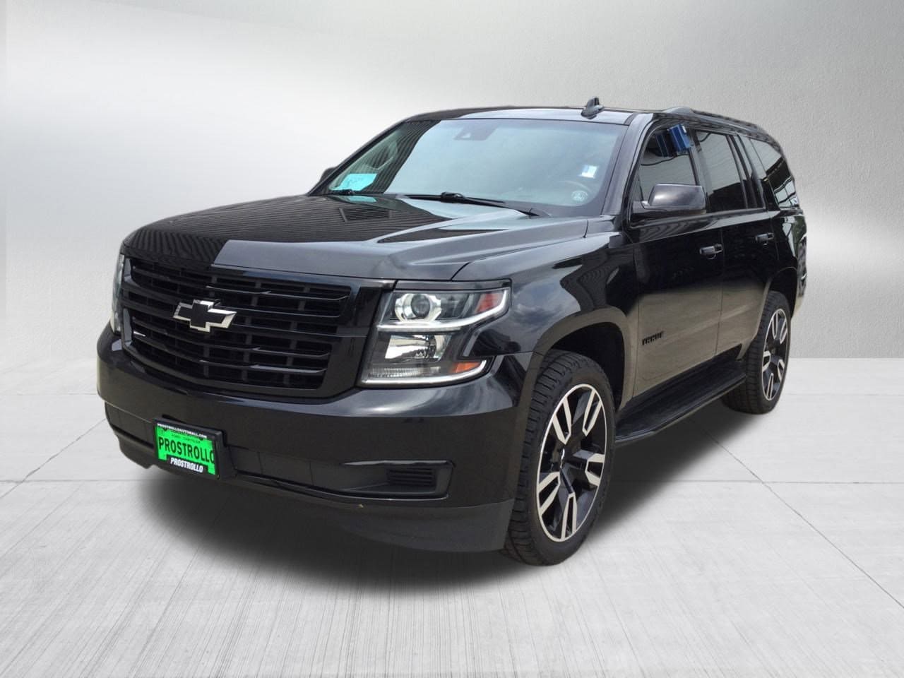 Used 2018 Chevrolet Tahoe LT with VIN 1GNSKBKC6JR349013 for sale in Madison, SD