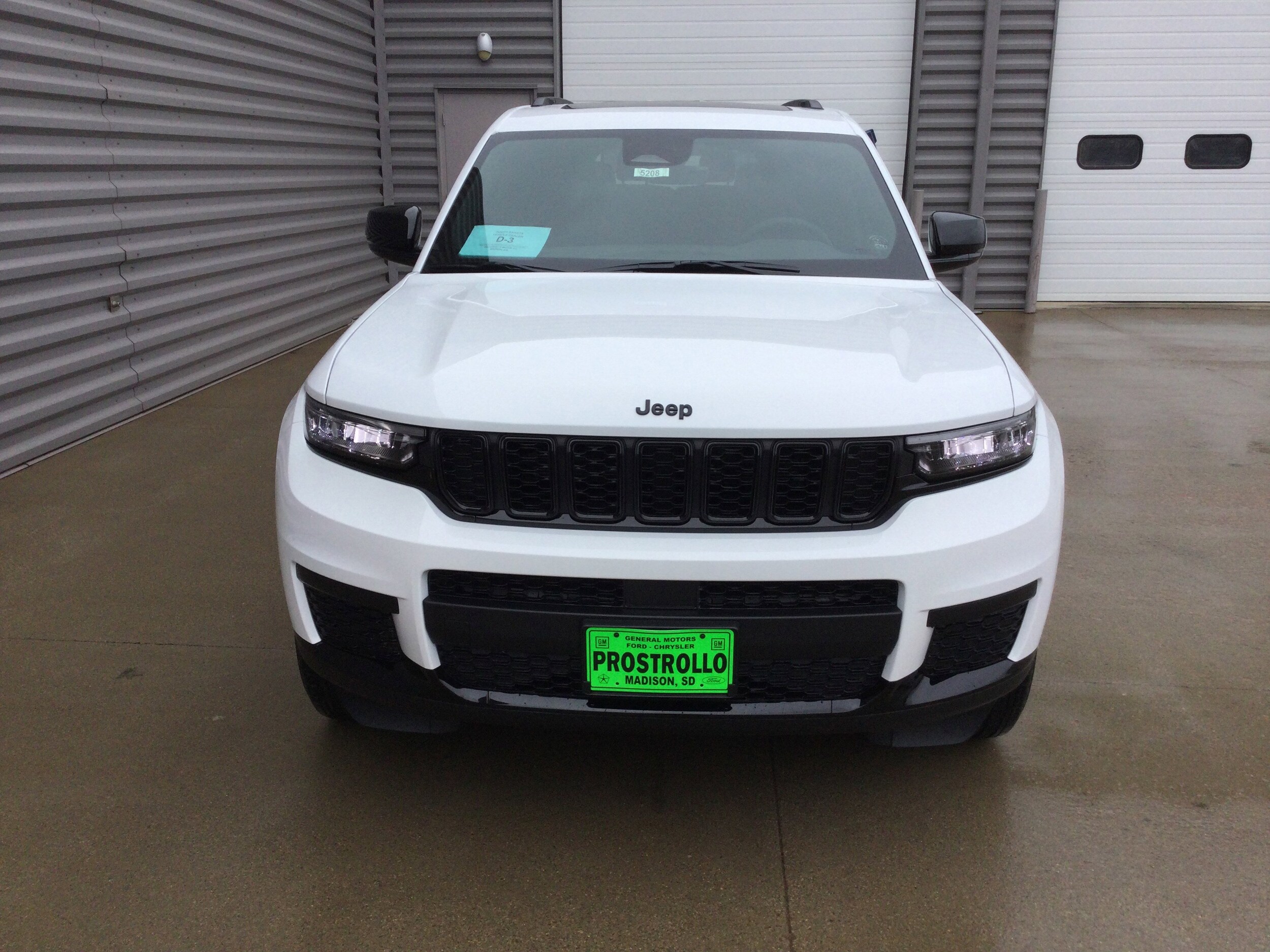 2025 Jeep Grand Cherokee Altitude X photo 3