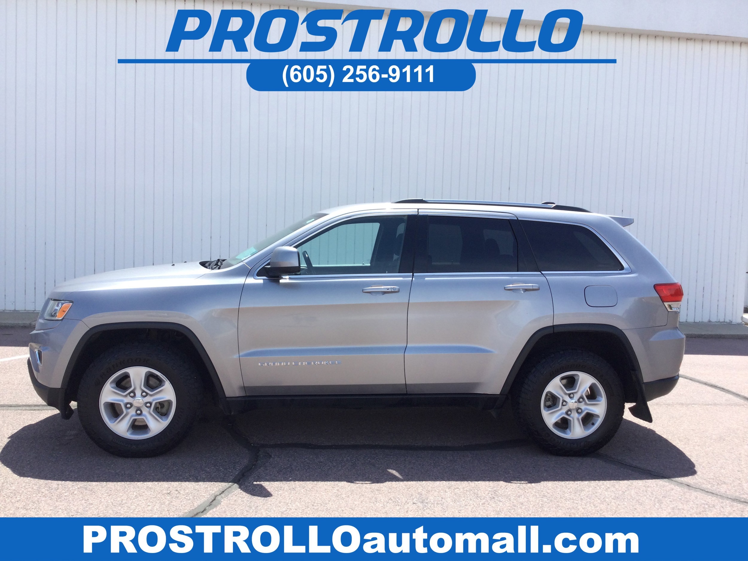 2015 Jeep Grand Cherokee Laredo E 4WD's photo