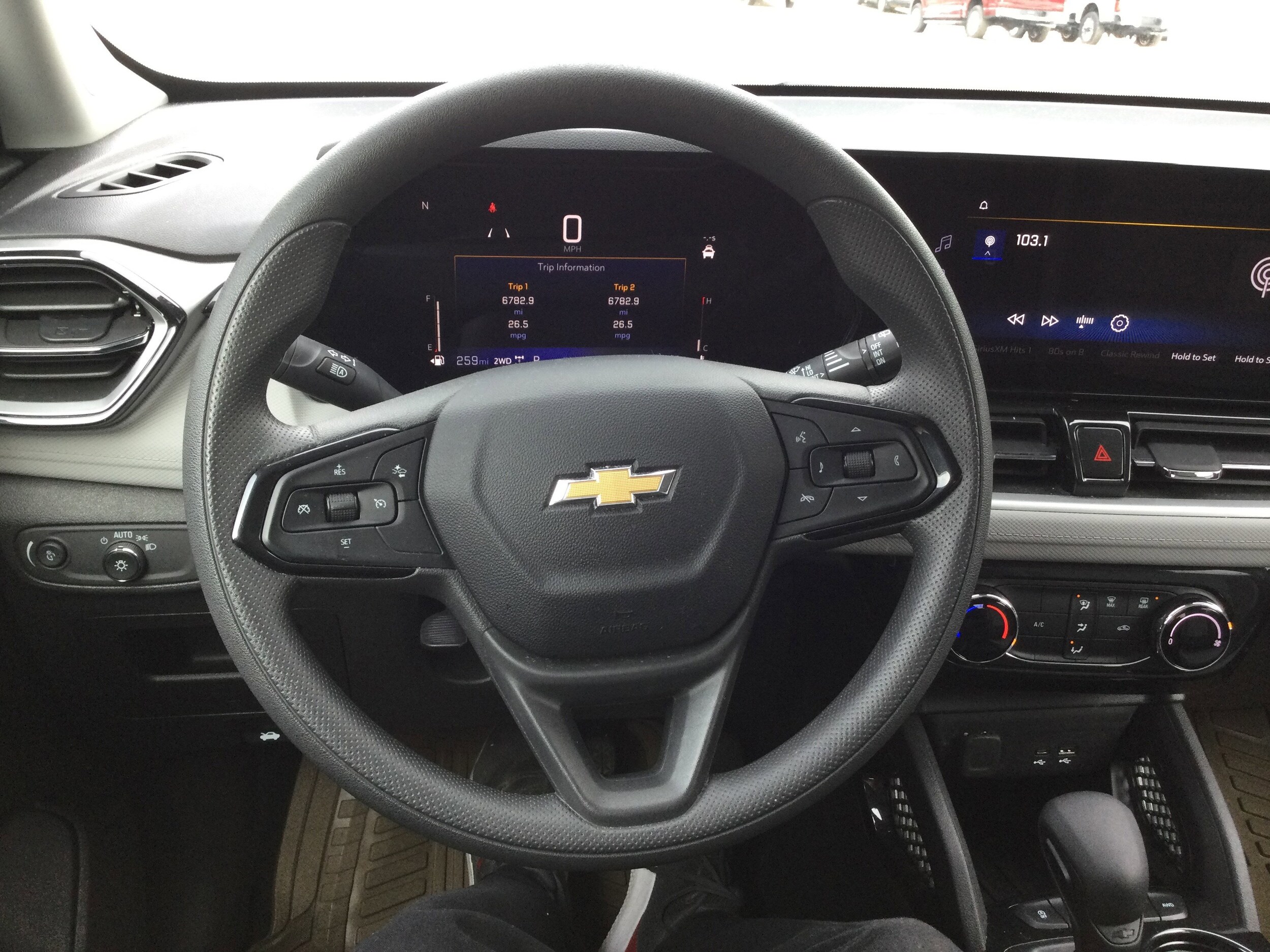 2025 Chevrolet Trailblazer LT - Photo 11