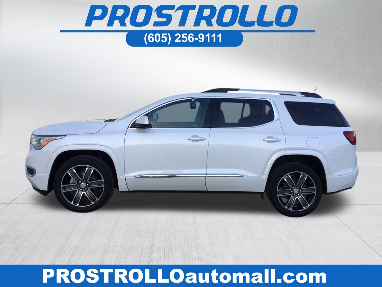2017 GMC Acadia Denali