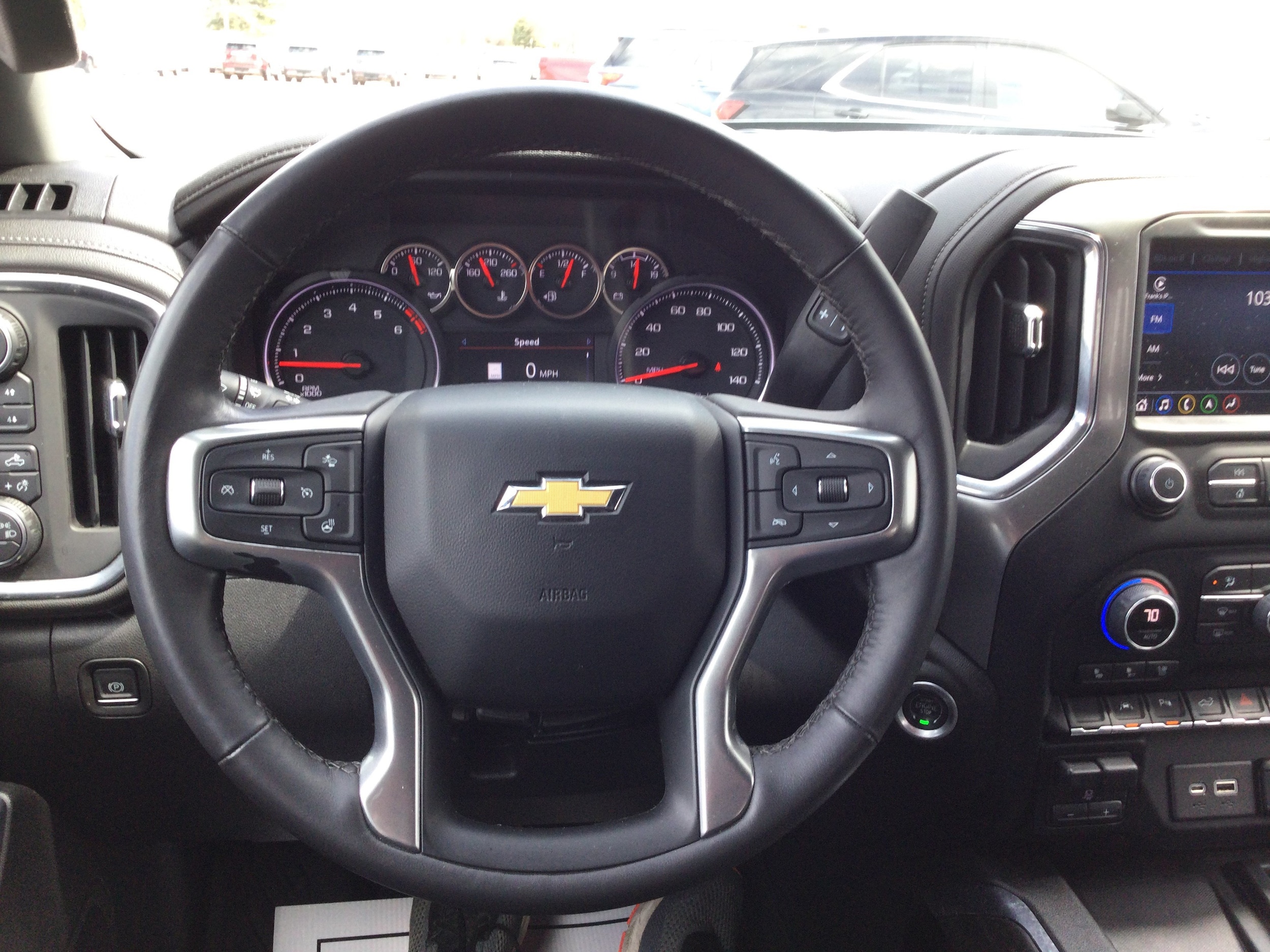 2022 Chevrolet Silverado 1500 Limited LTZ - Photo 15