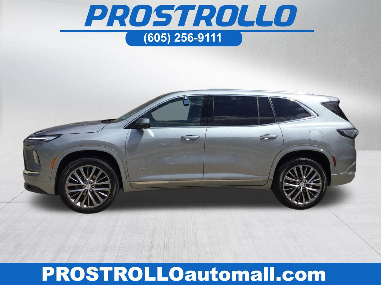 2025 Buick Enclave Avenir AWD's photo