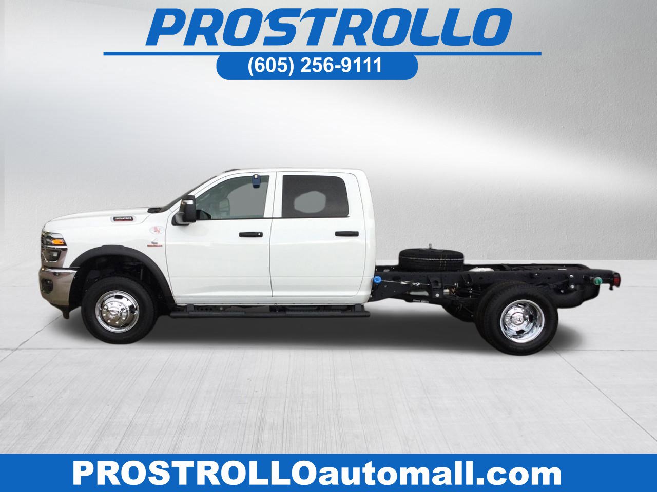 2026 RAM 3500 Tradesman 4X4 Crew Cab's photo