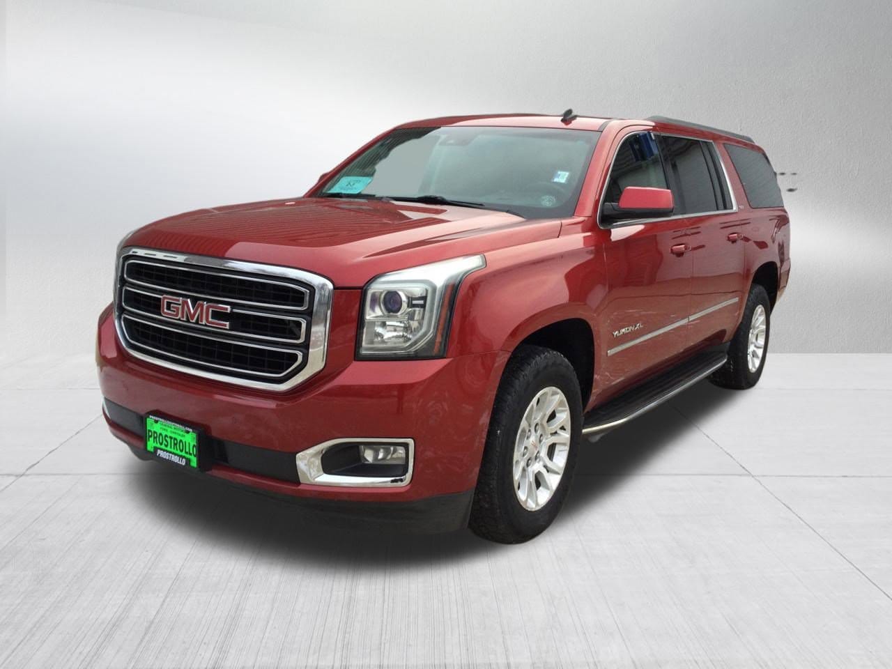 Used 2015 GMC Yukon XL SLT with VIN 1GKS2HKC4FR221036 for sale in Madison, SD