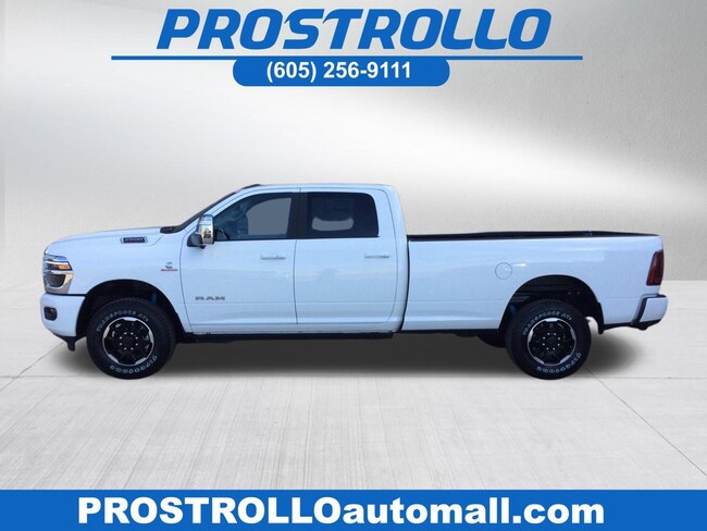 2026 Ram 2500 LARAMIE CREW CAB 4X4 8' BOX Pickup