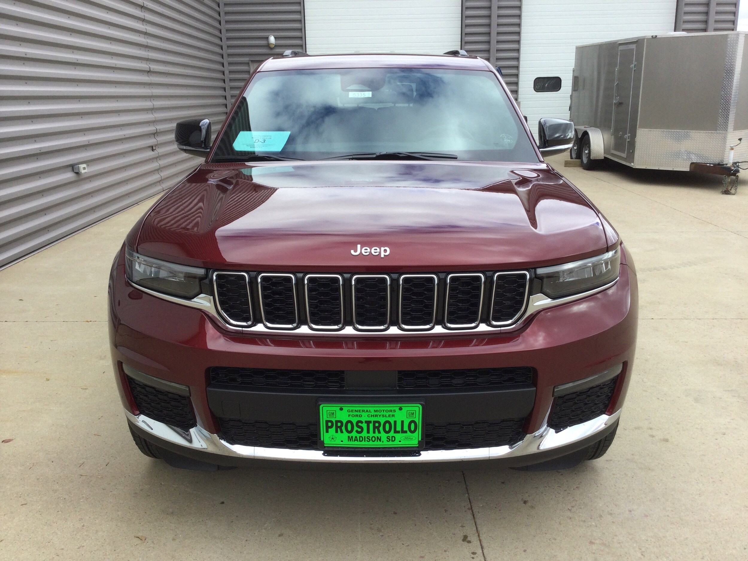 2025 Jeep Grand Cherokee Limited photo 3