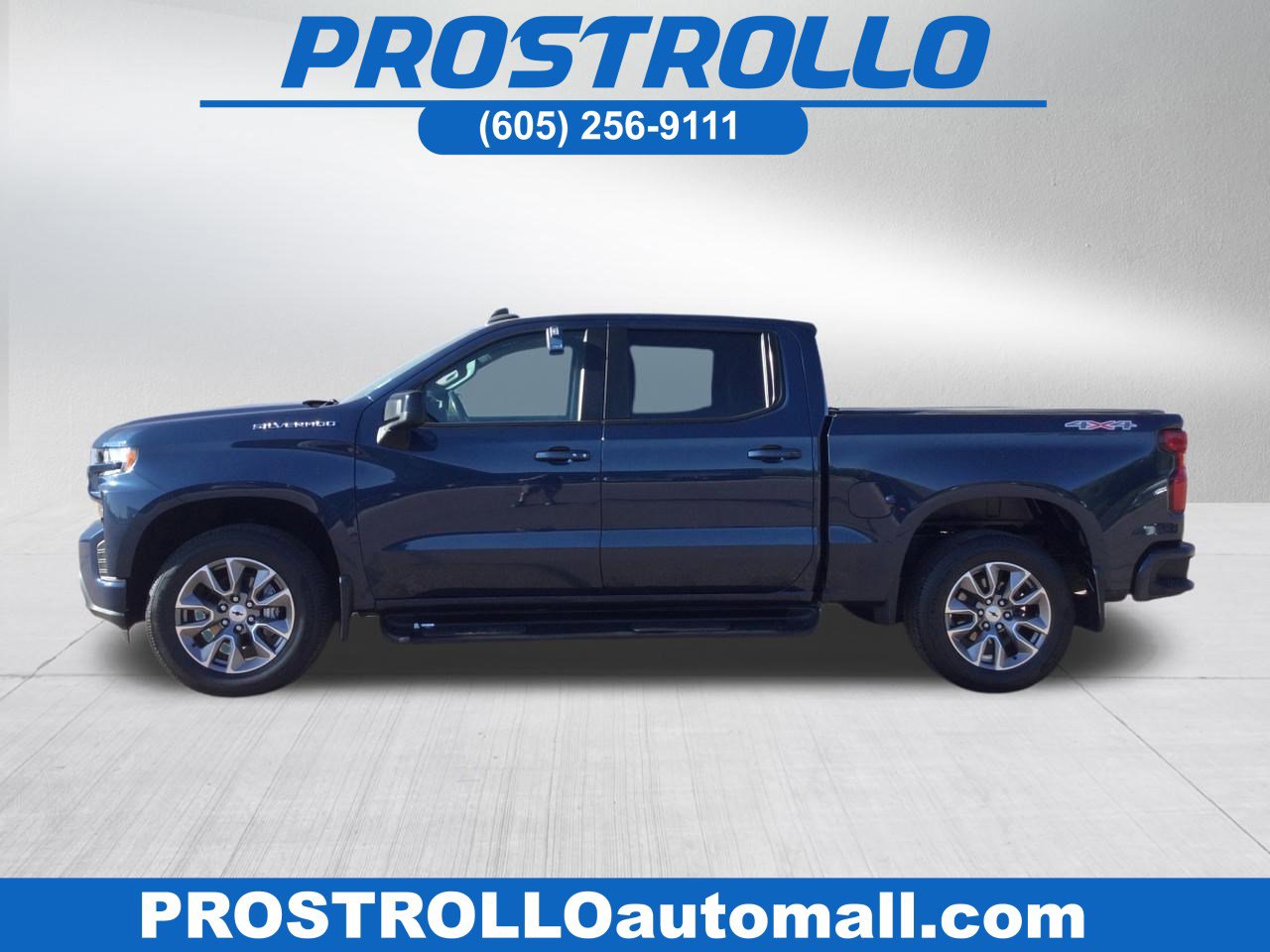 2021 Chevrolet Silverado 1500 RST 4X4 Crew Cab Short Box's photo