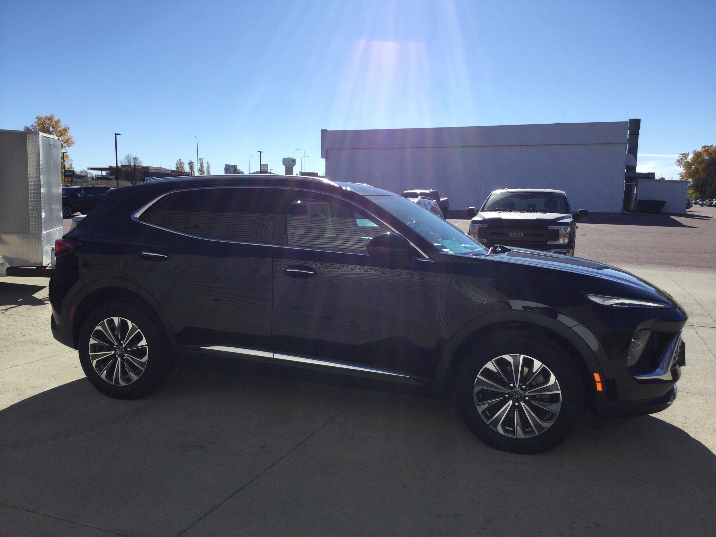 2025 Buick Envision Preferred photo 3